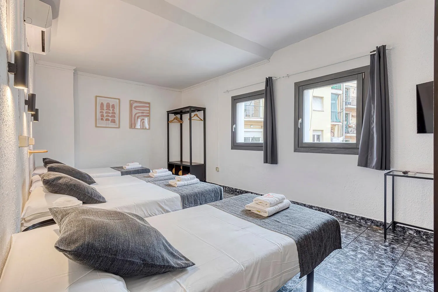 Bed in HOSTAL BEDMATES