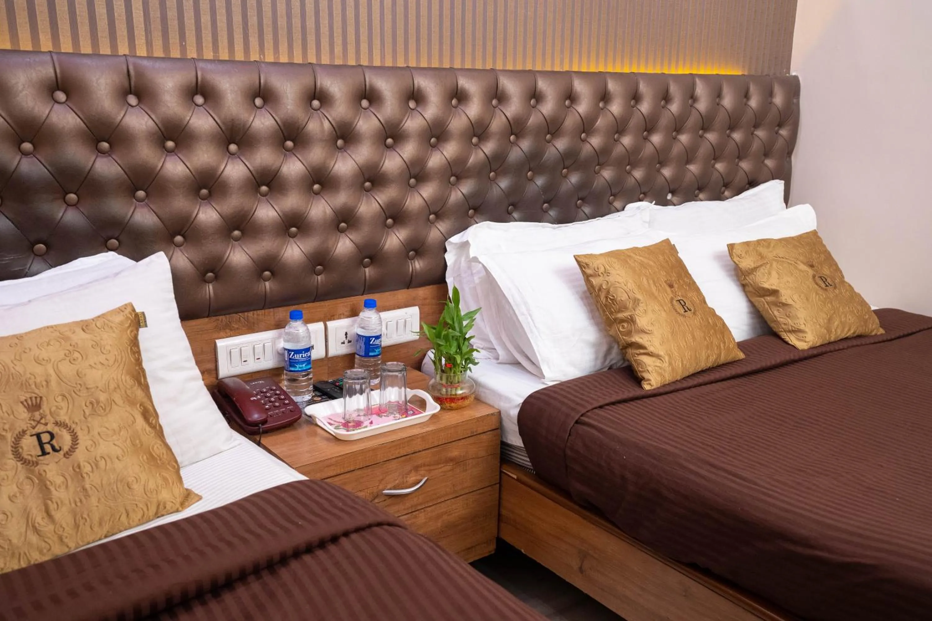 Food and drinks, Bed in Hotel Royce Executive Near US Consulate, Bandra Kurla Complex