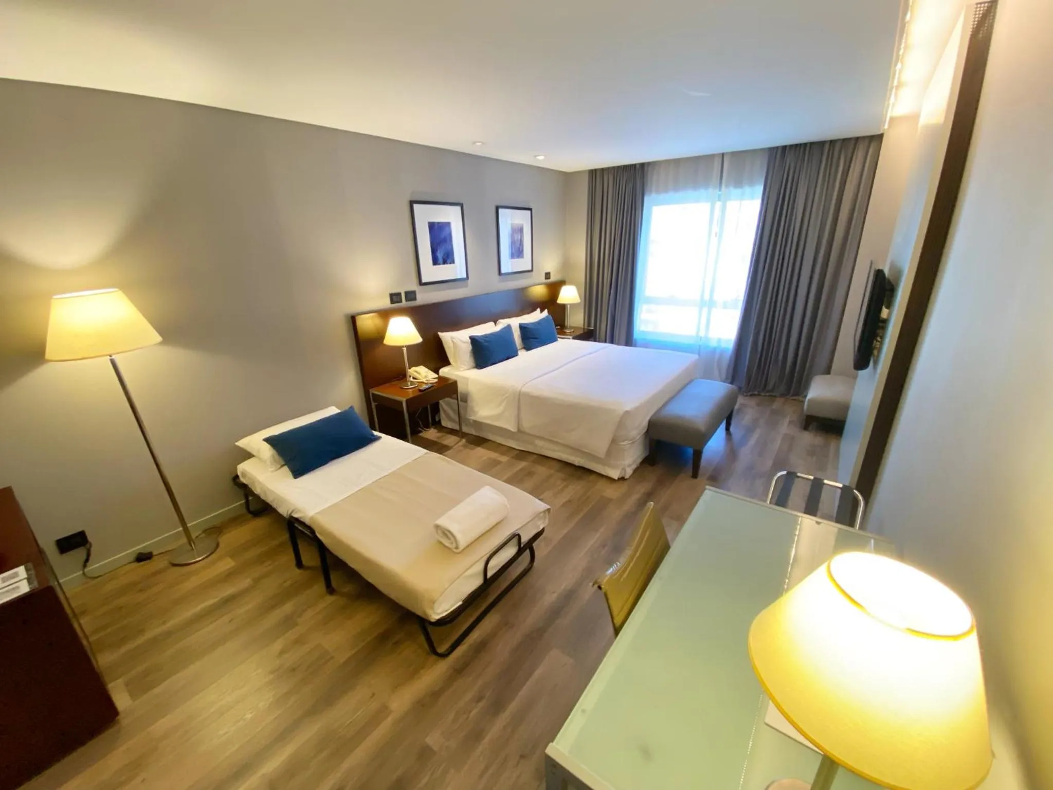 Communal lounge/ TV room, Bed in 474 Buenos Aires Hotel