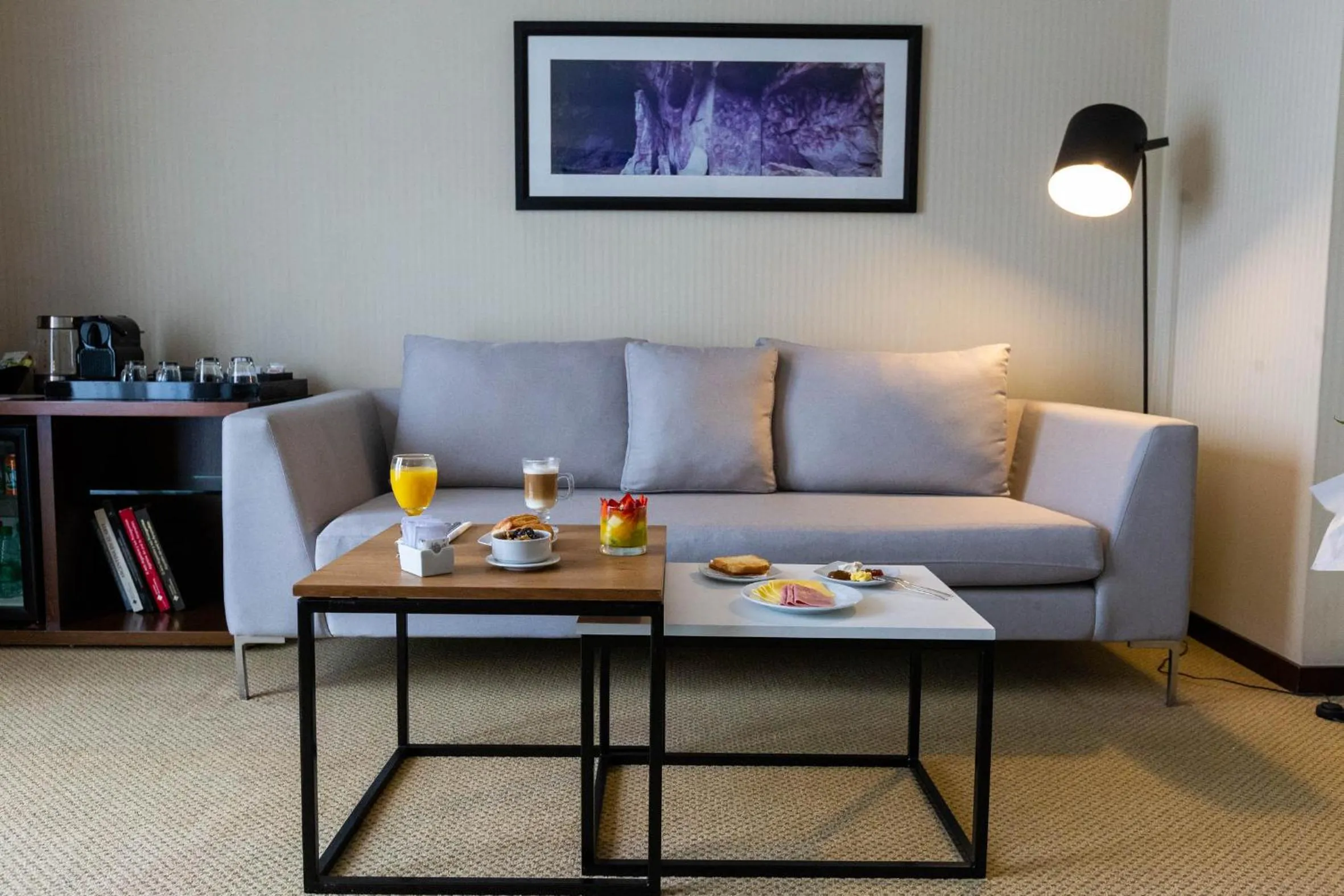 Coffee/tea facilities in 474 Buenos Aires Hotel