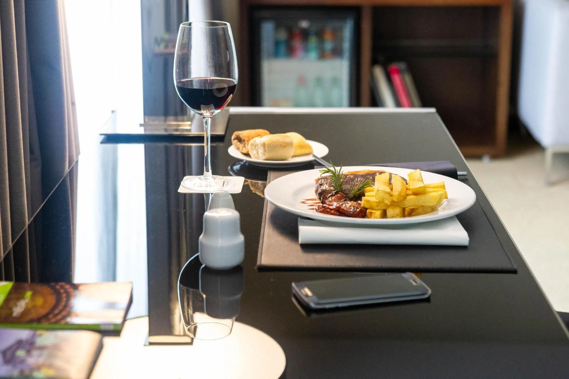 Food and drinks in 474 Buenos Aires Hotel