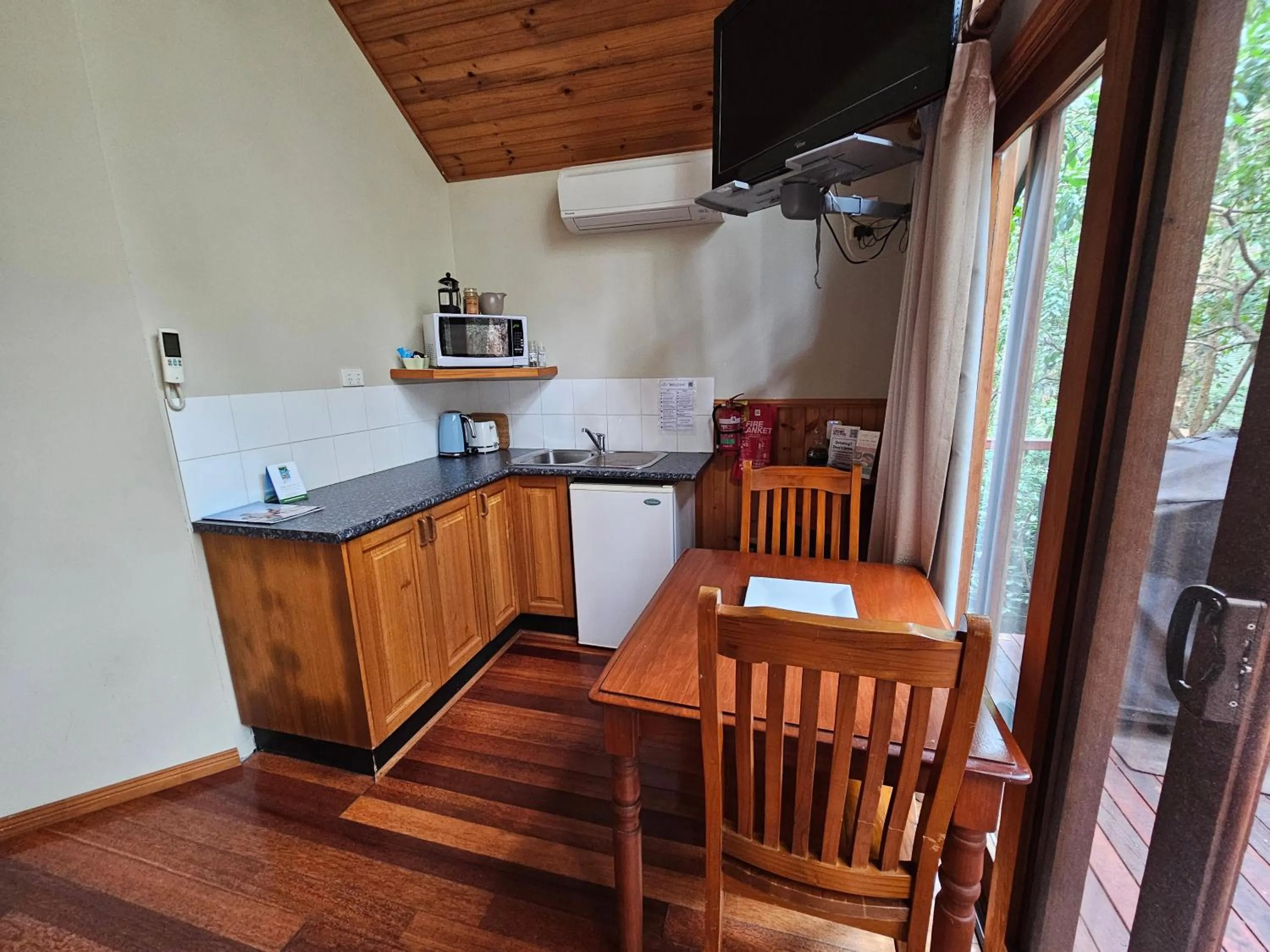 Kitchen or kitchenette in Wanderers Retreat