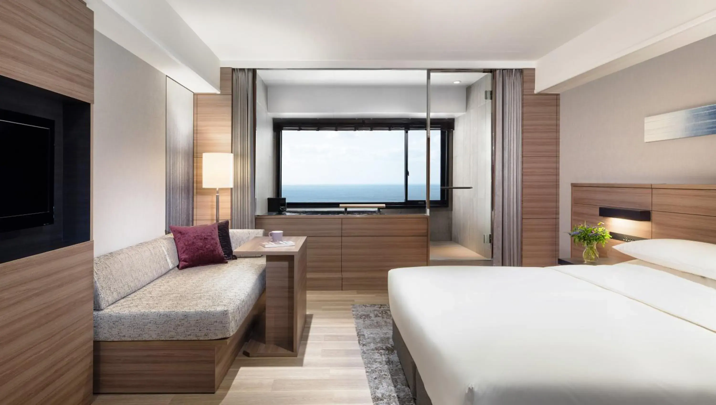 Premier King Room with Hot Spring Bath - single occupancy - Ocean View in Nanki-Shirahama Marriott Hotel Premier King Room with Hot Spring Bath - single occupancy - Ocean View in Nanki-Shirahama Marriott Hotel