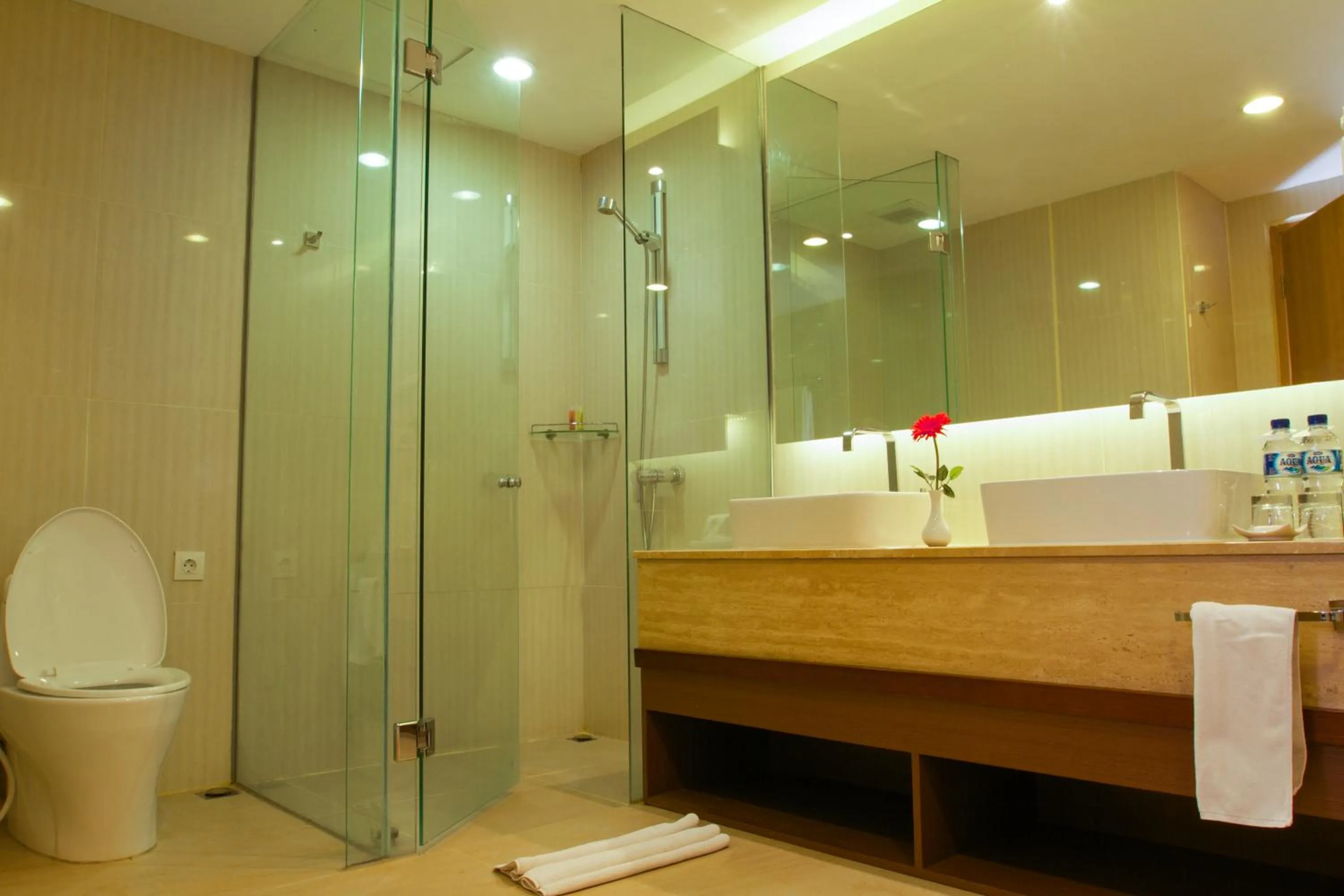 Bathroom in BW Suite Belitung