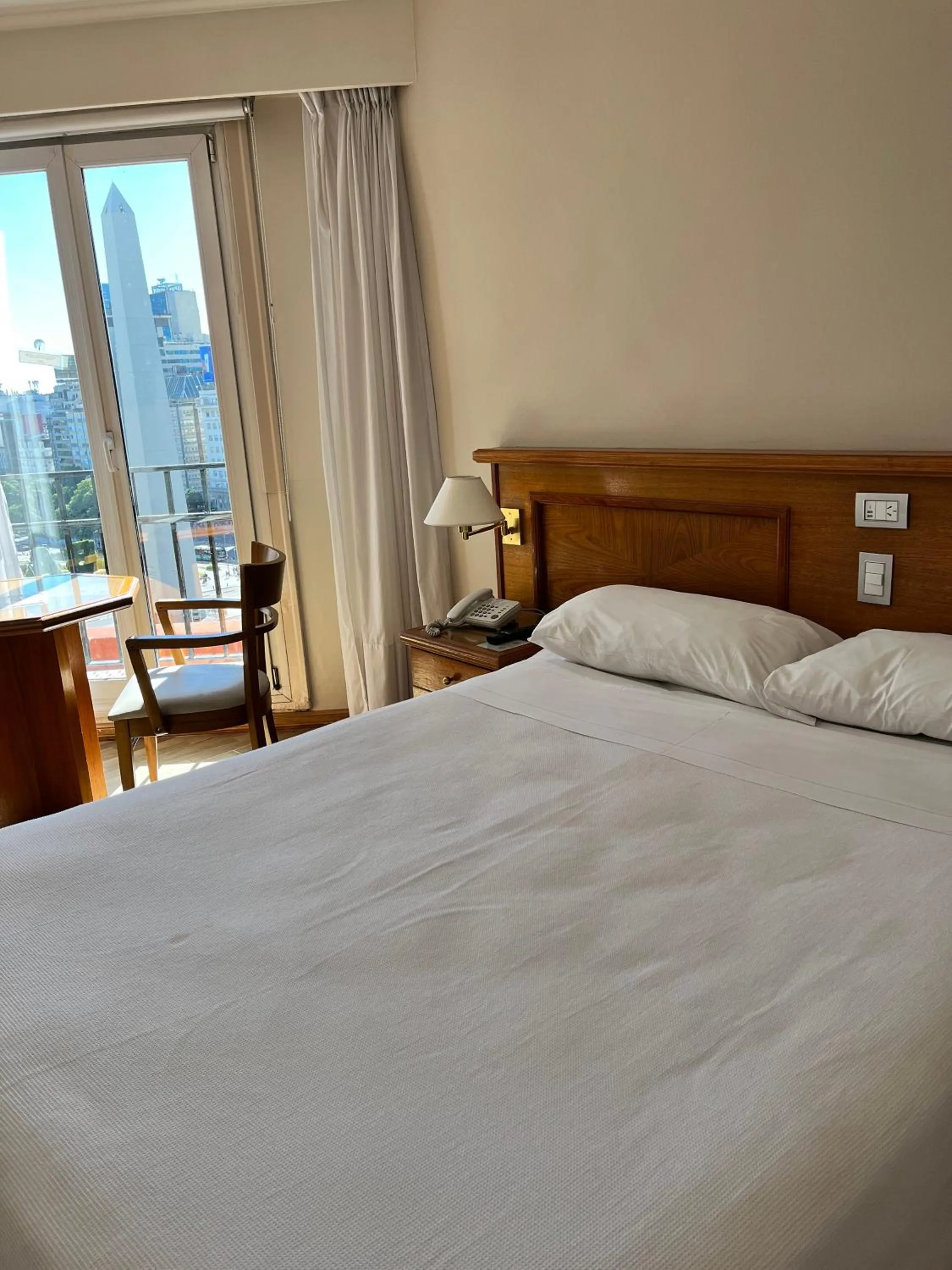 Bed in Bristol Hotel