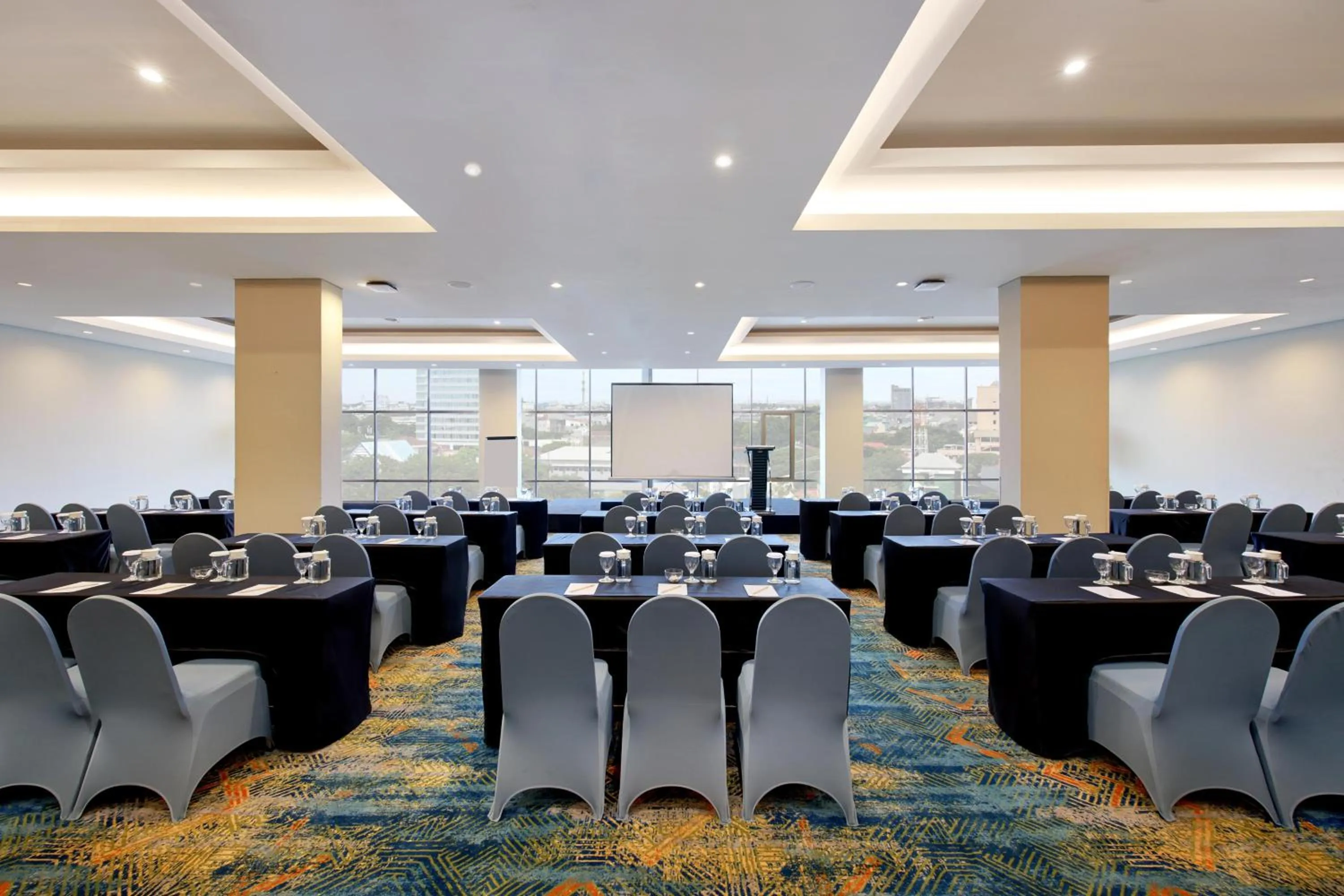 Meeting/conference room in Aston Inn Pantai Losari Makassar