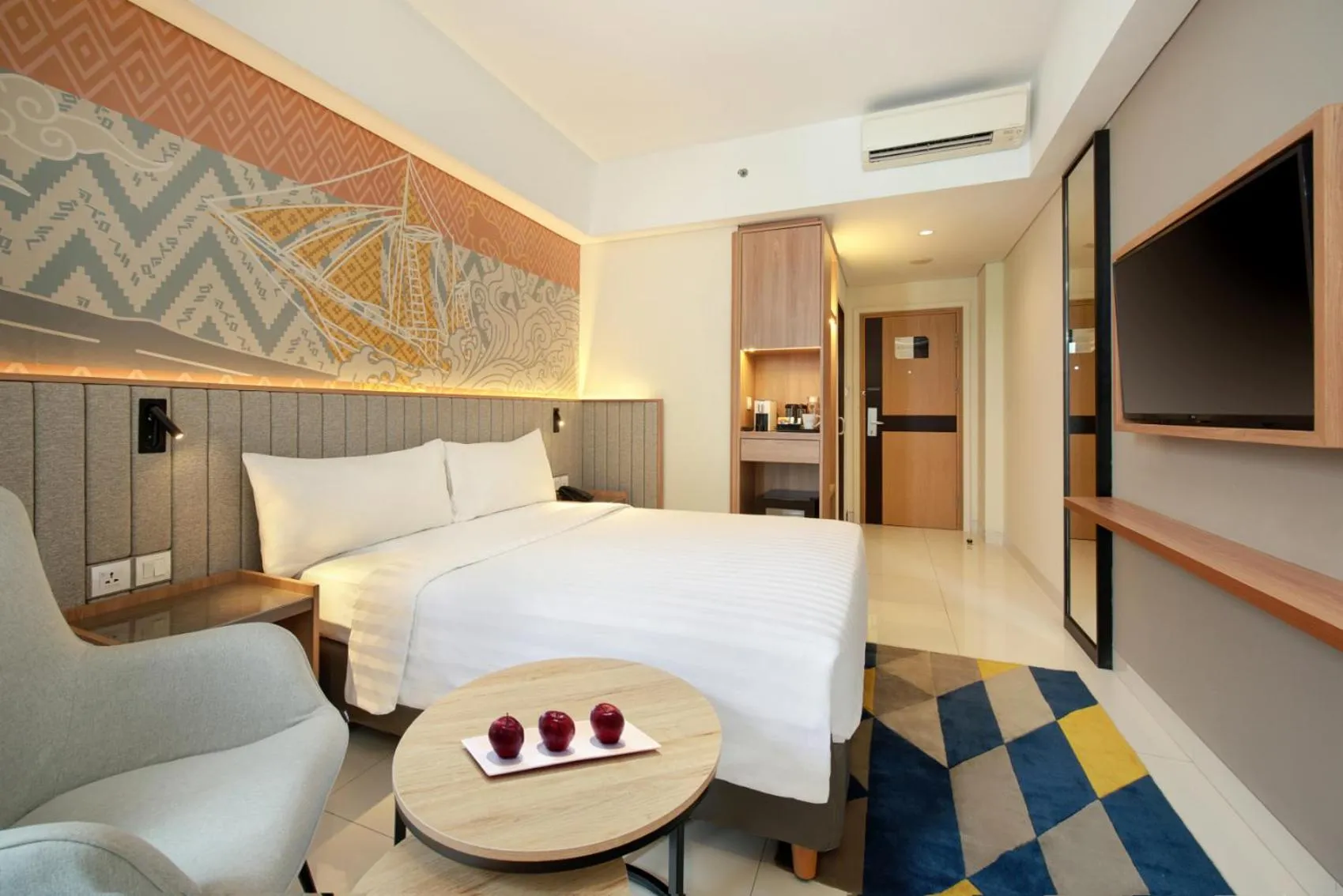 Bed in Aston Inn Pantai Losari Makassar