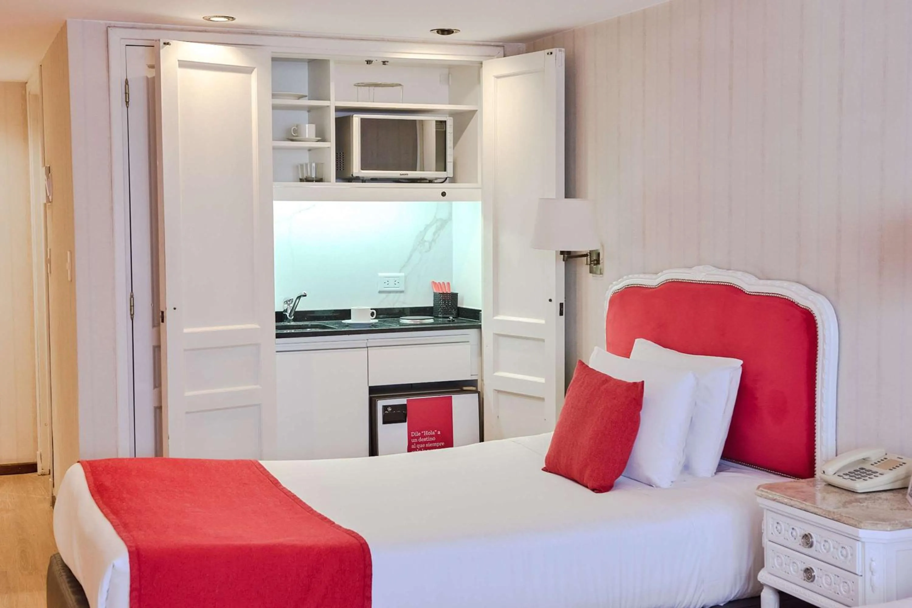 Bedroom, Bed in Ramada by Wyndham Buenos Aires Centro