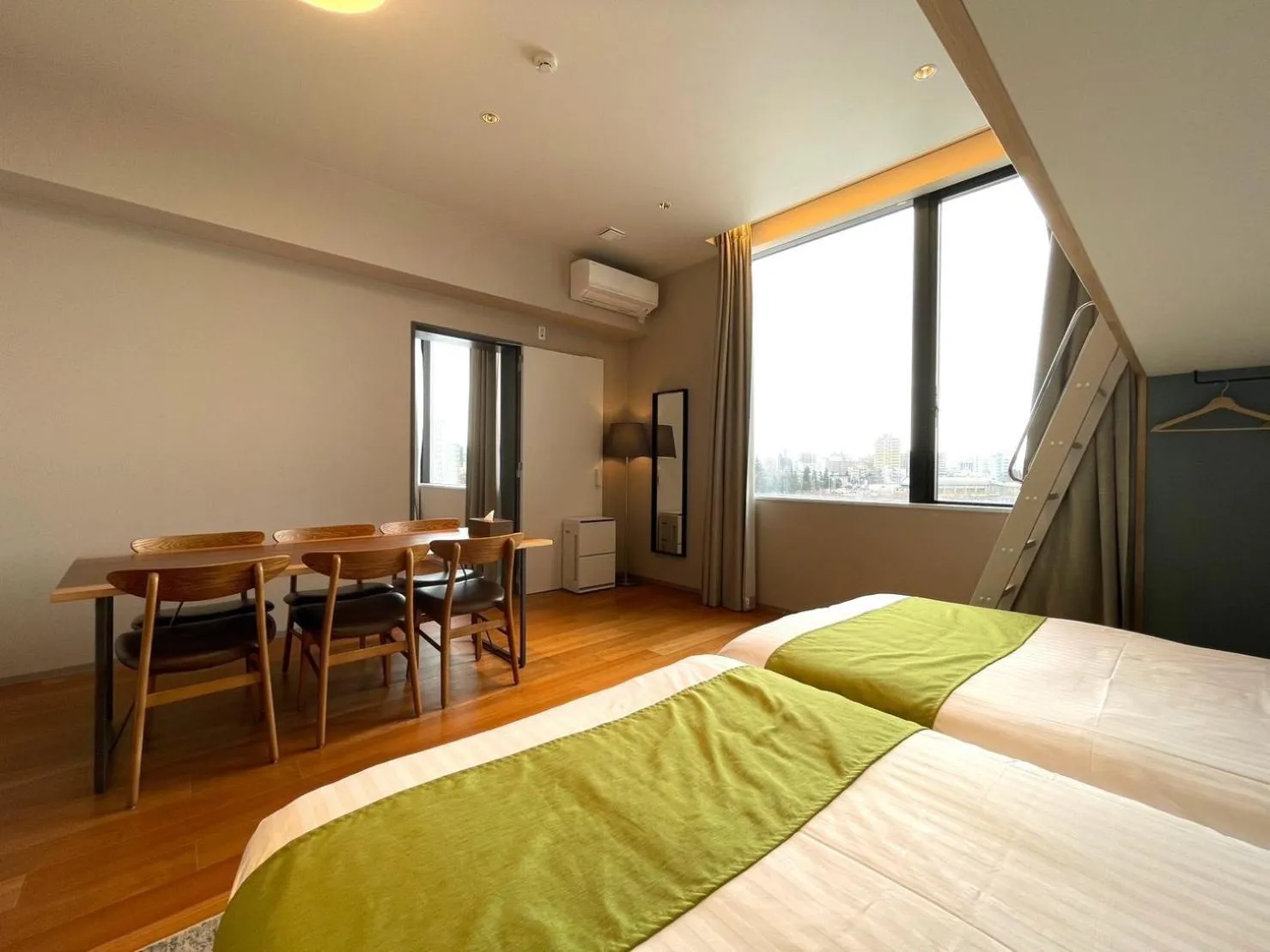 Living room, Bed in Riverside Hotel Sapporo