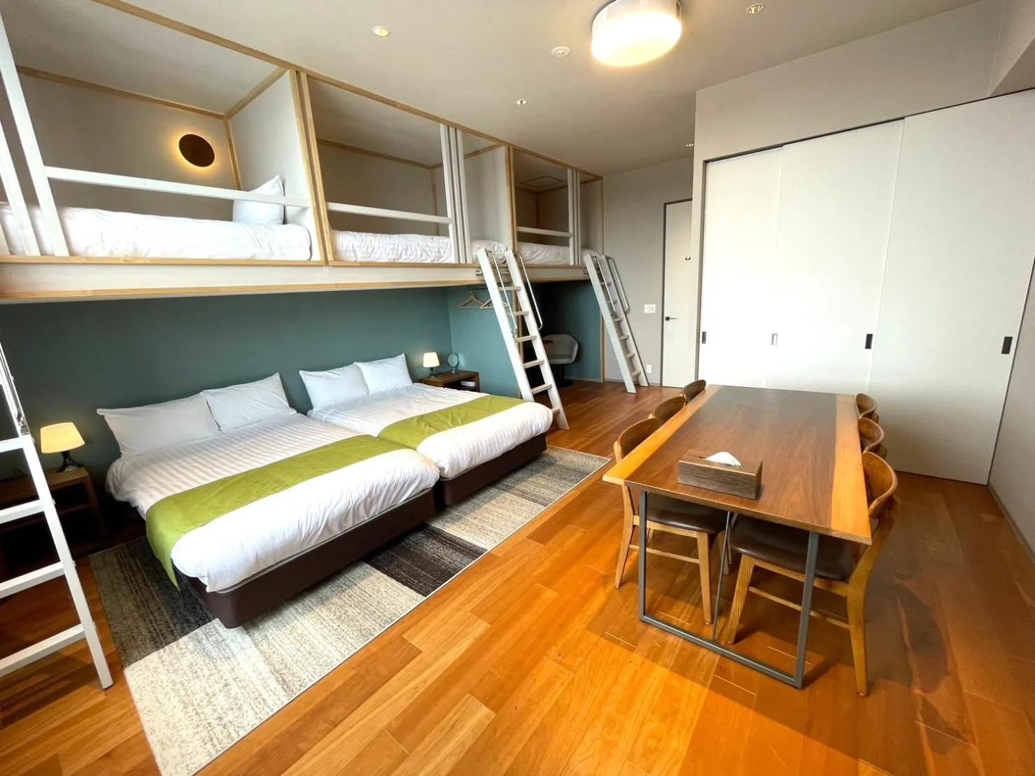 Living room, Bed in Riverside Hotel Sapporo