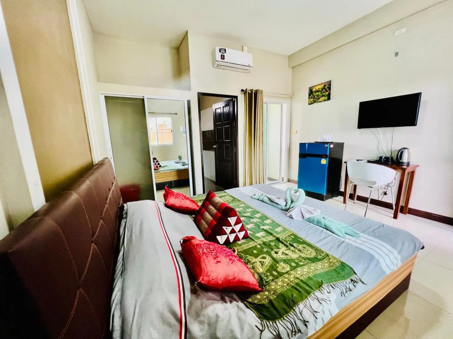 Bedroom, Bed in Preme Apartment @maejo