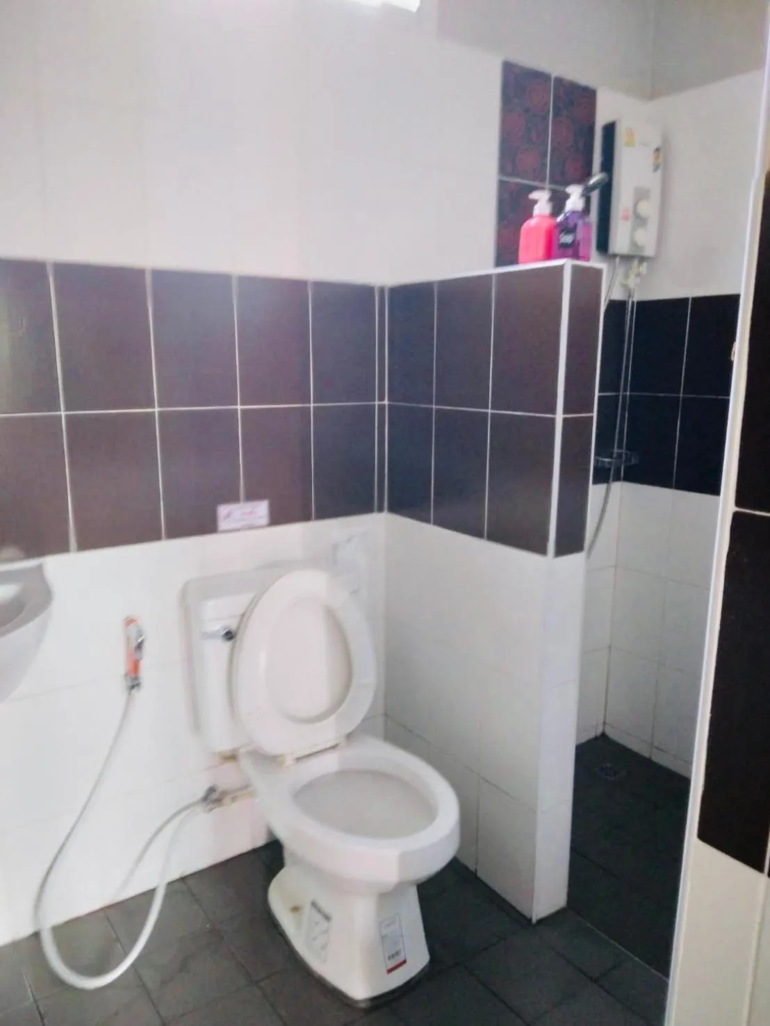 Bathroom in Preme Apartment @maejo