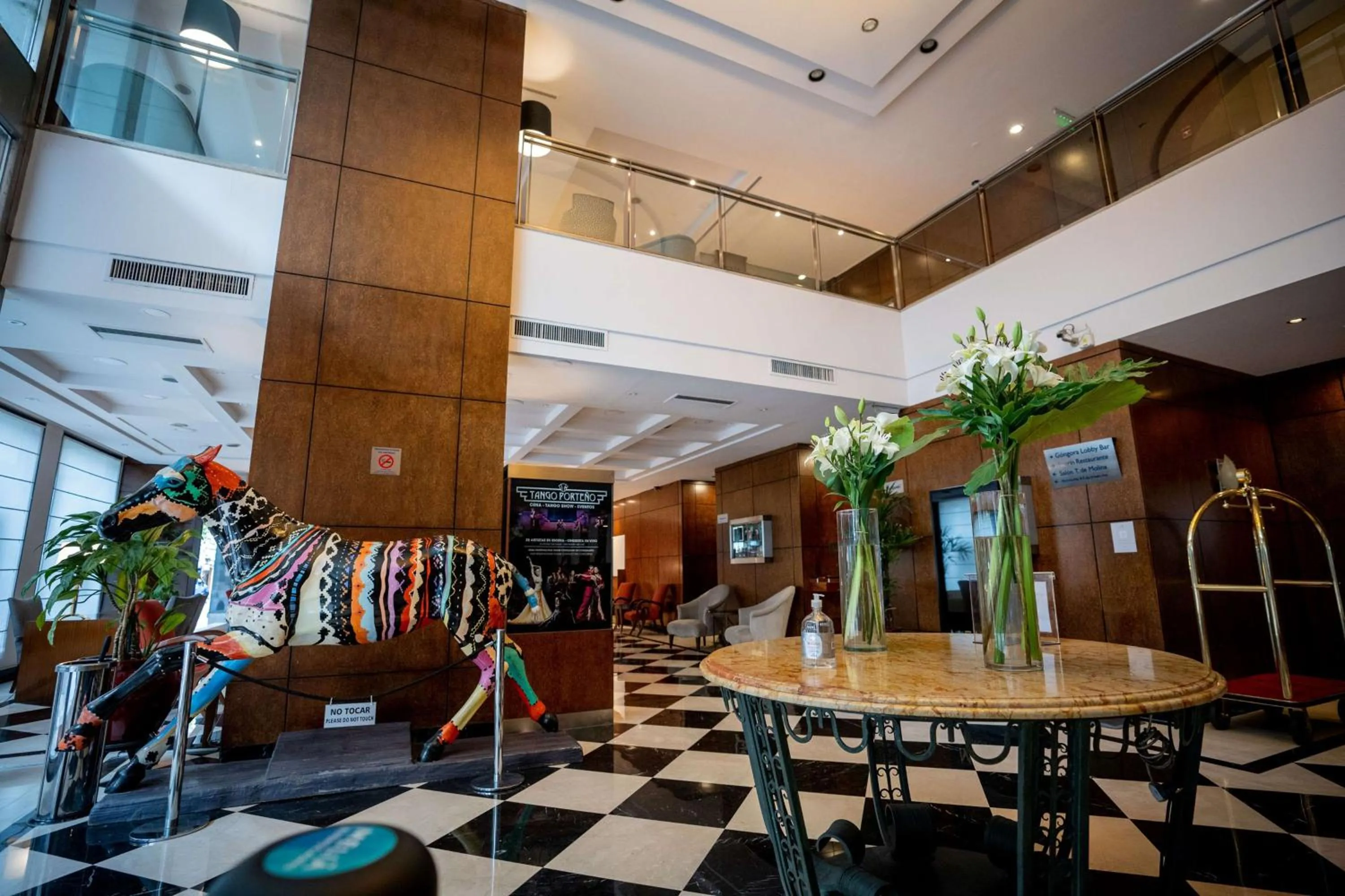 Lobby or reception in Doubletree By Hilton Buenos Aires
