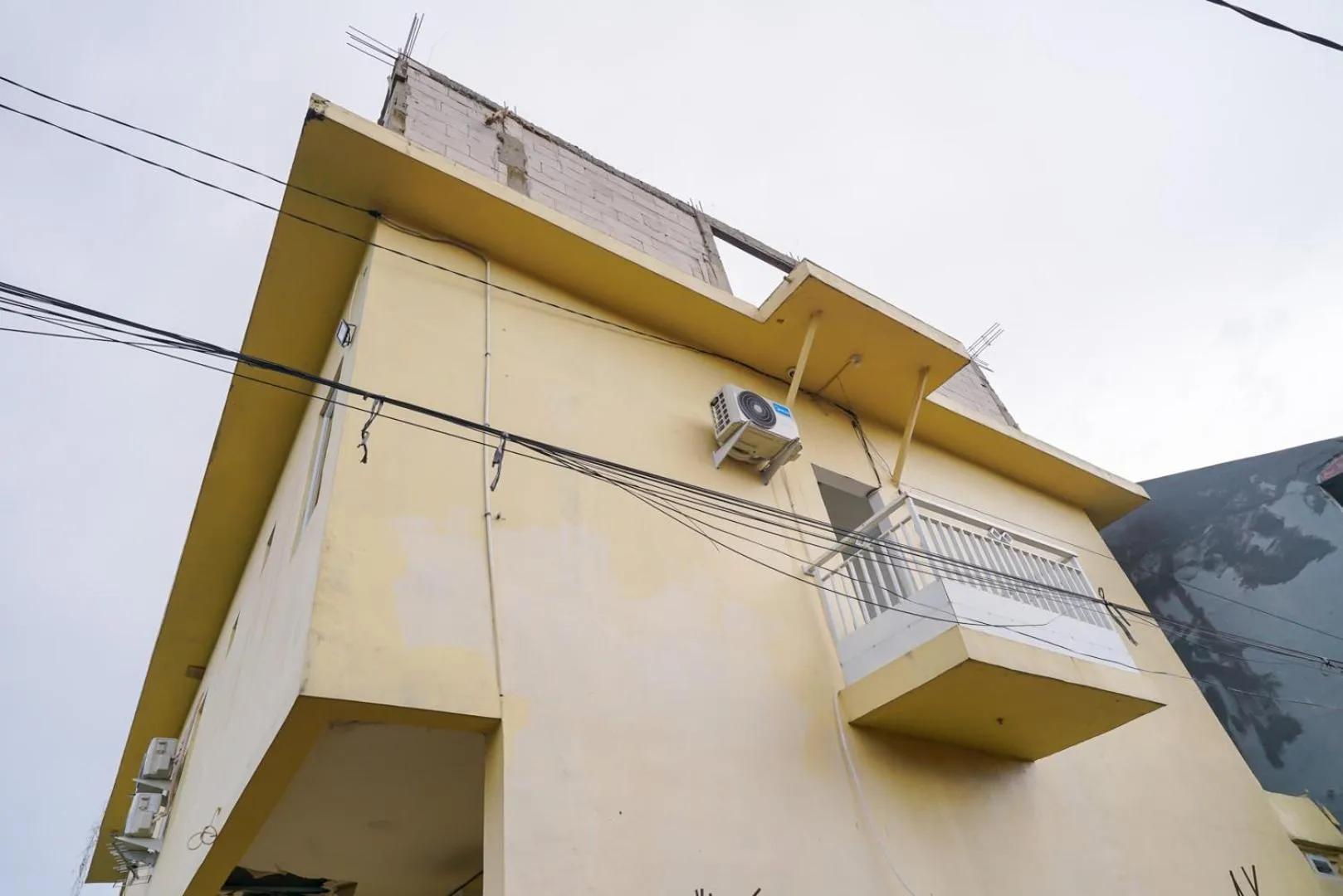 Property building in Pekayon Garden House Syariah RedPartner Near RS EMC Pekayon