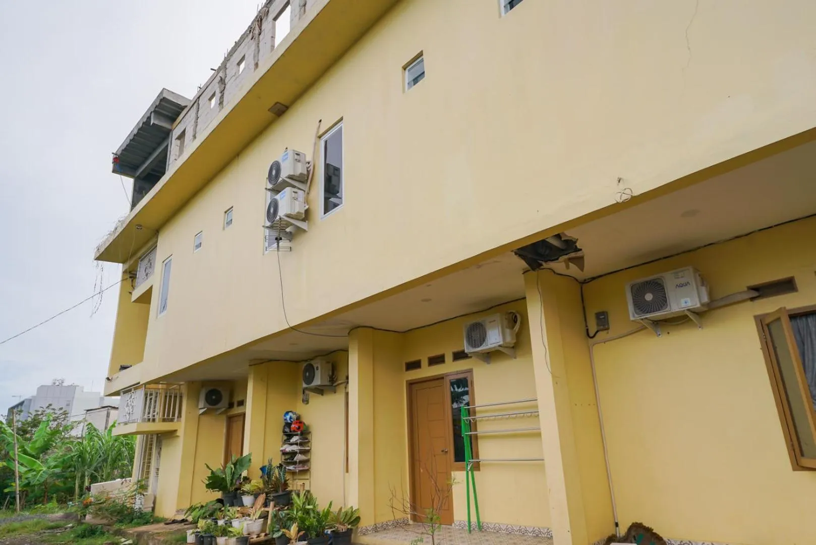 Property building in Pekayon Garden House Syariah RedPartner Near RS EMC Pekayon