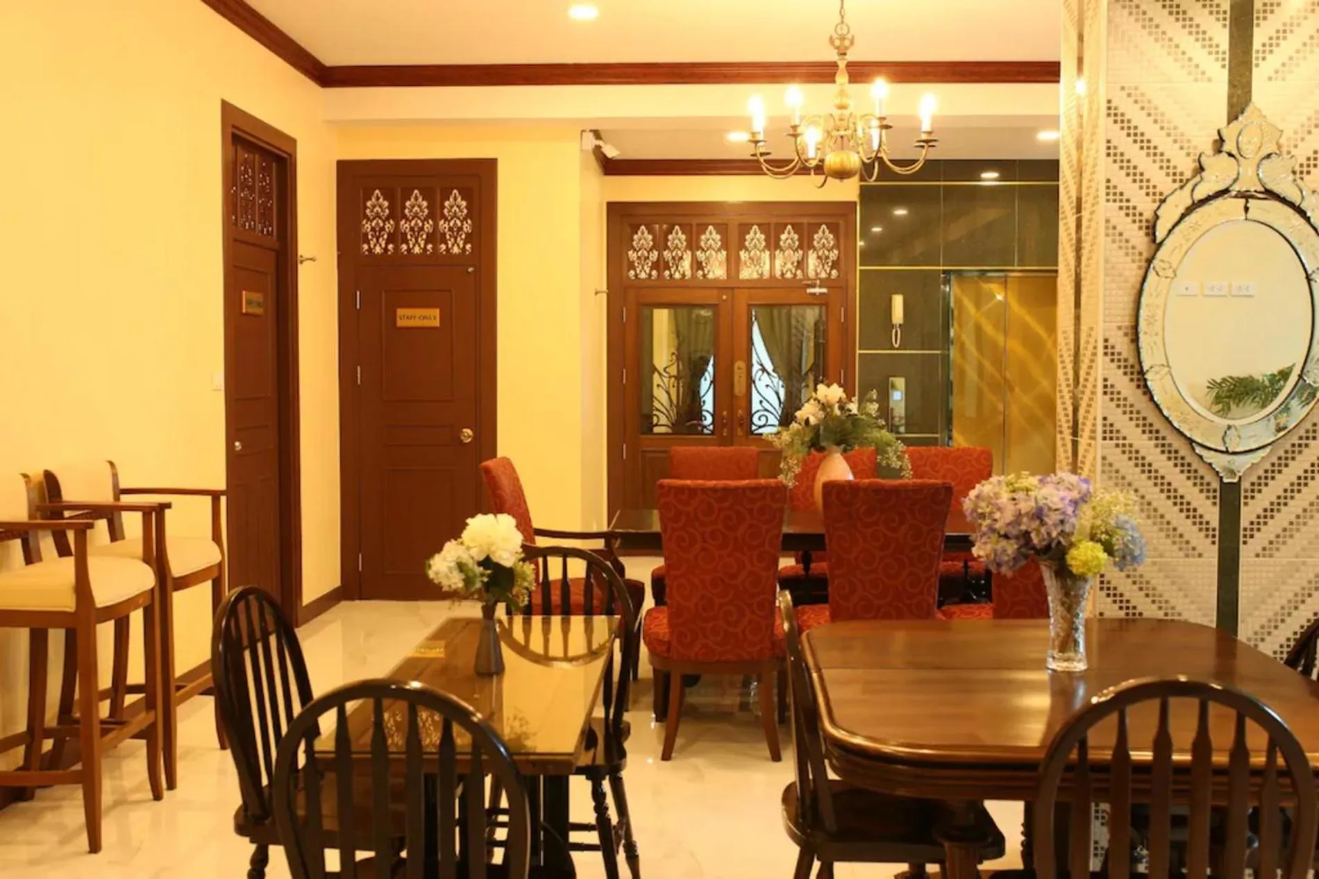 Dinner in Baan Chao Khun Hotel