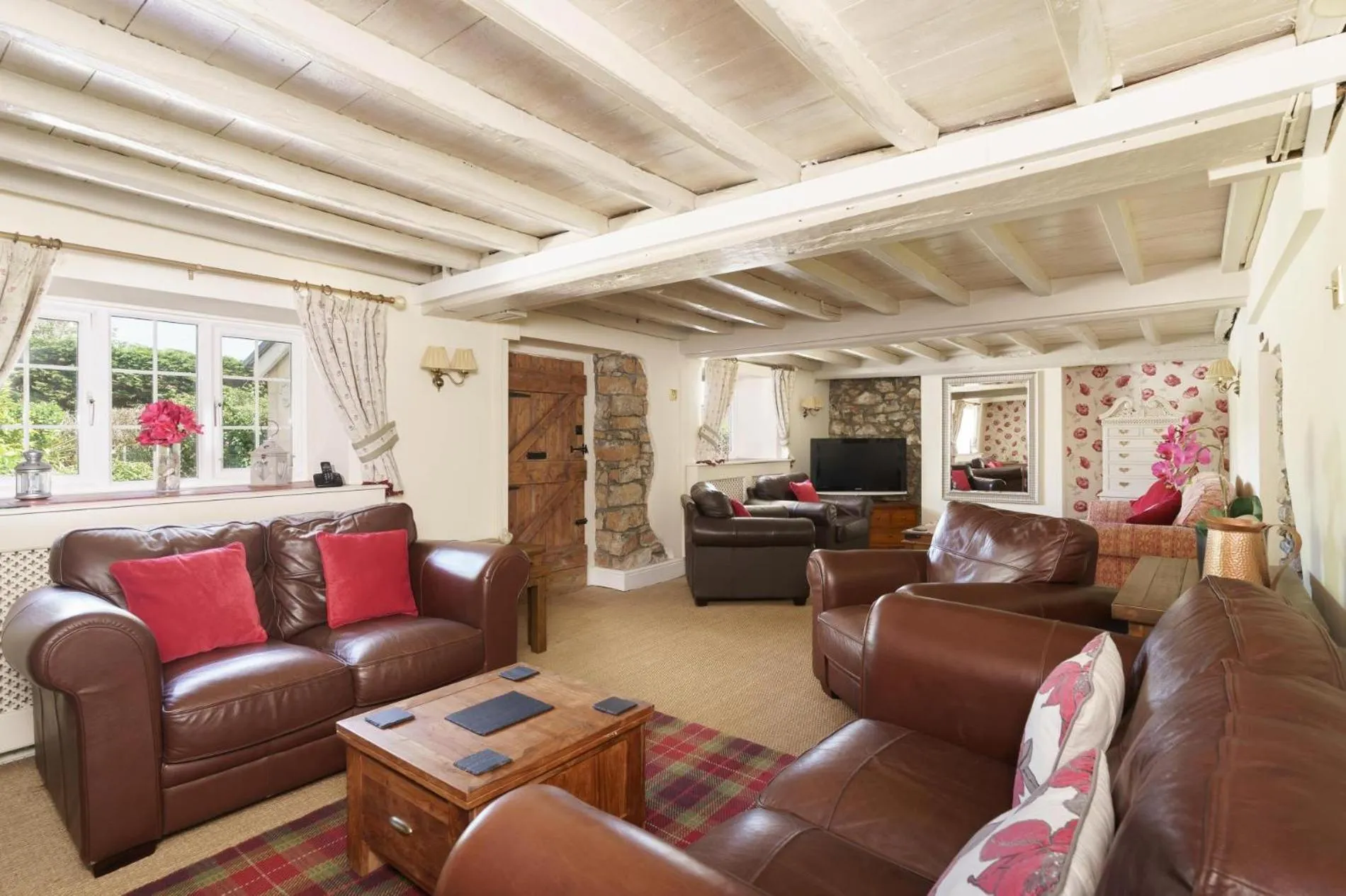 Floor plan in Windy Ridge Cottage - 5 Bedroom Holiday Home - Oxwich