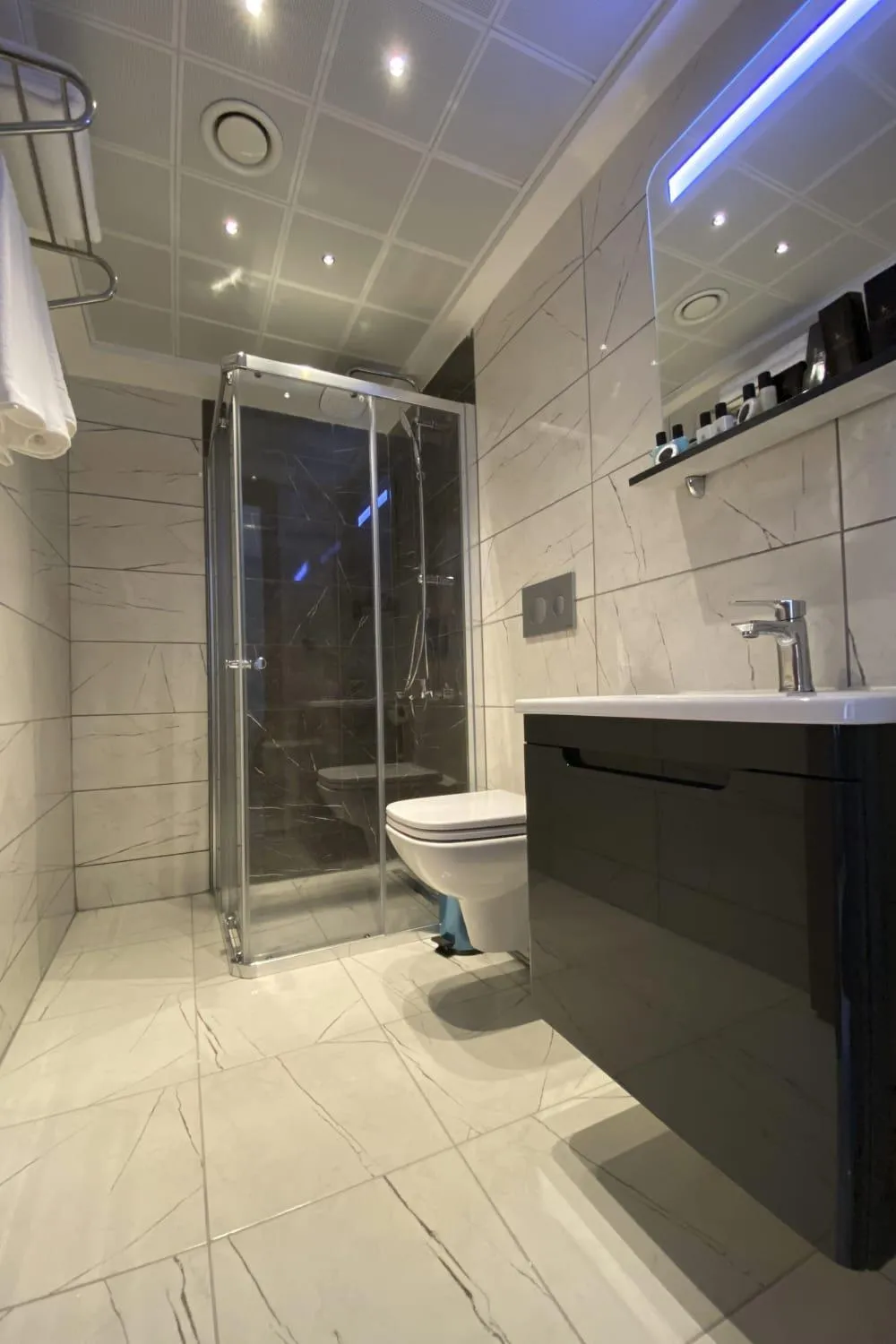 Bathroom in ES TERMAL OTEL&SPA