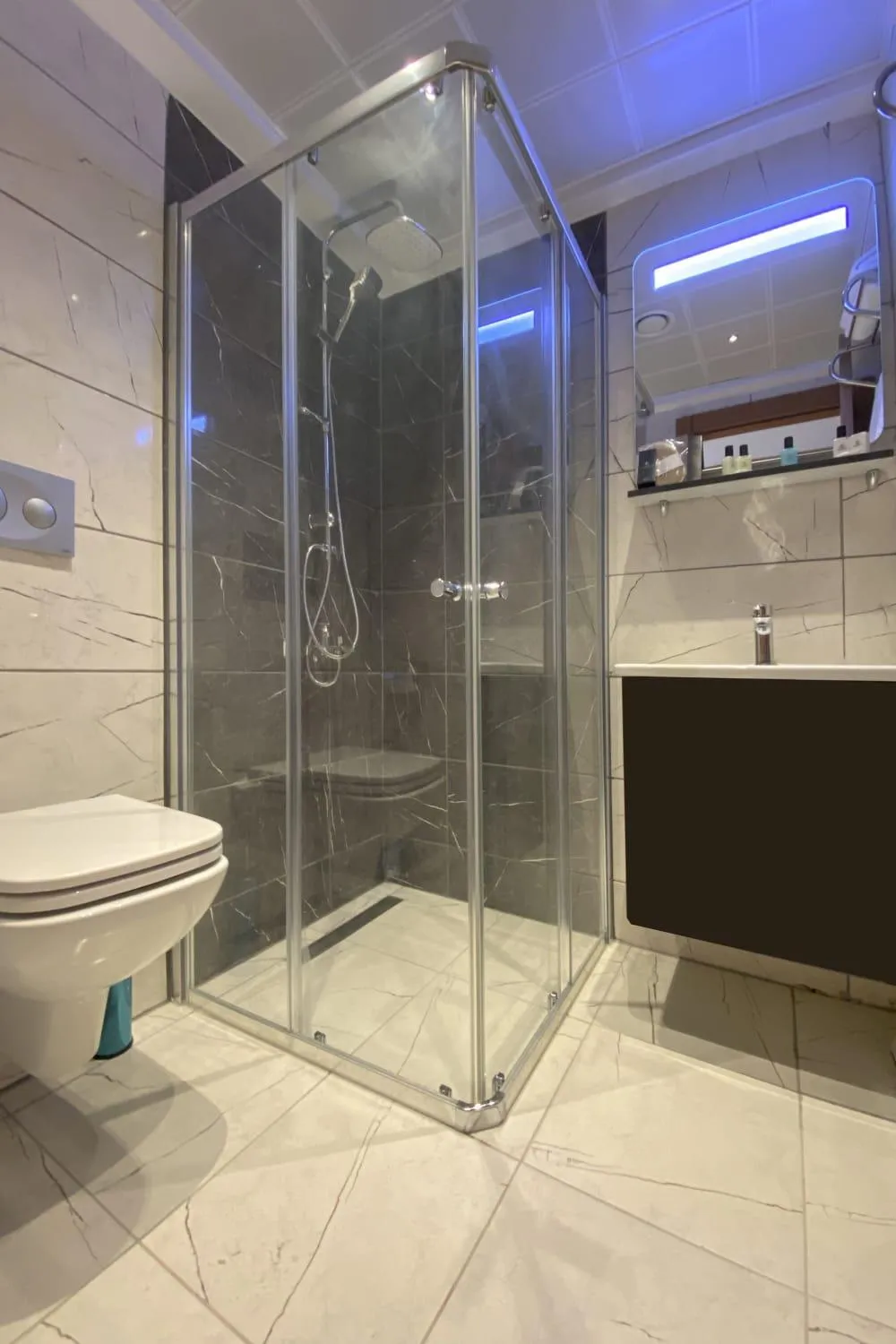 Bathroom in ES TERMAL OTEL&SPA