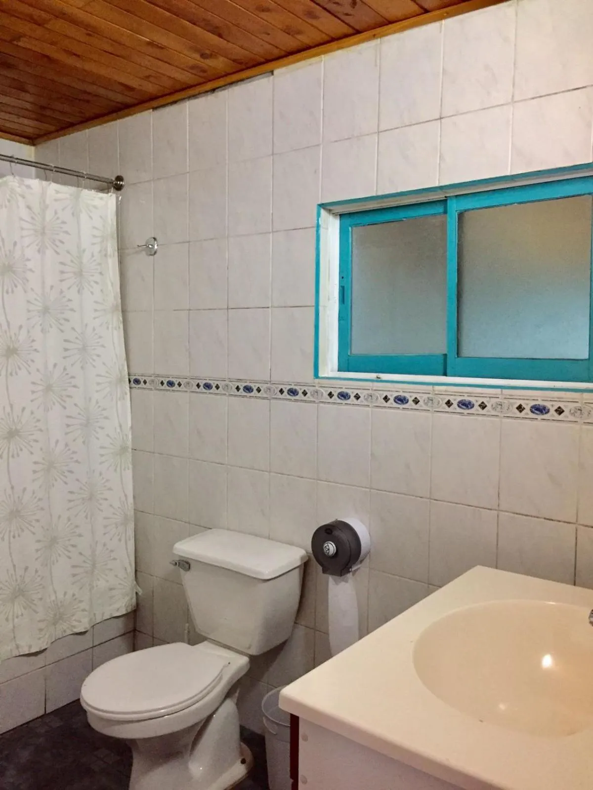 Bathroom in Hostel Raíz