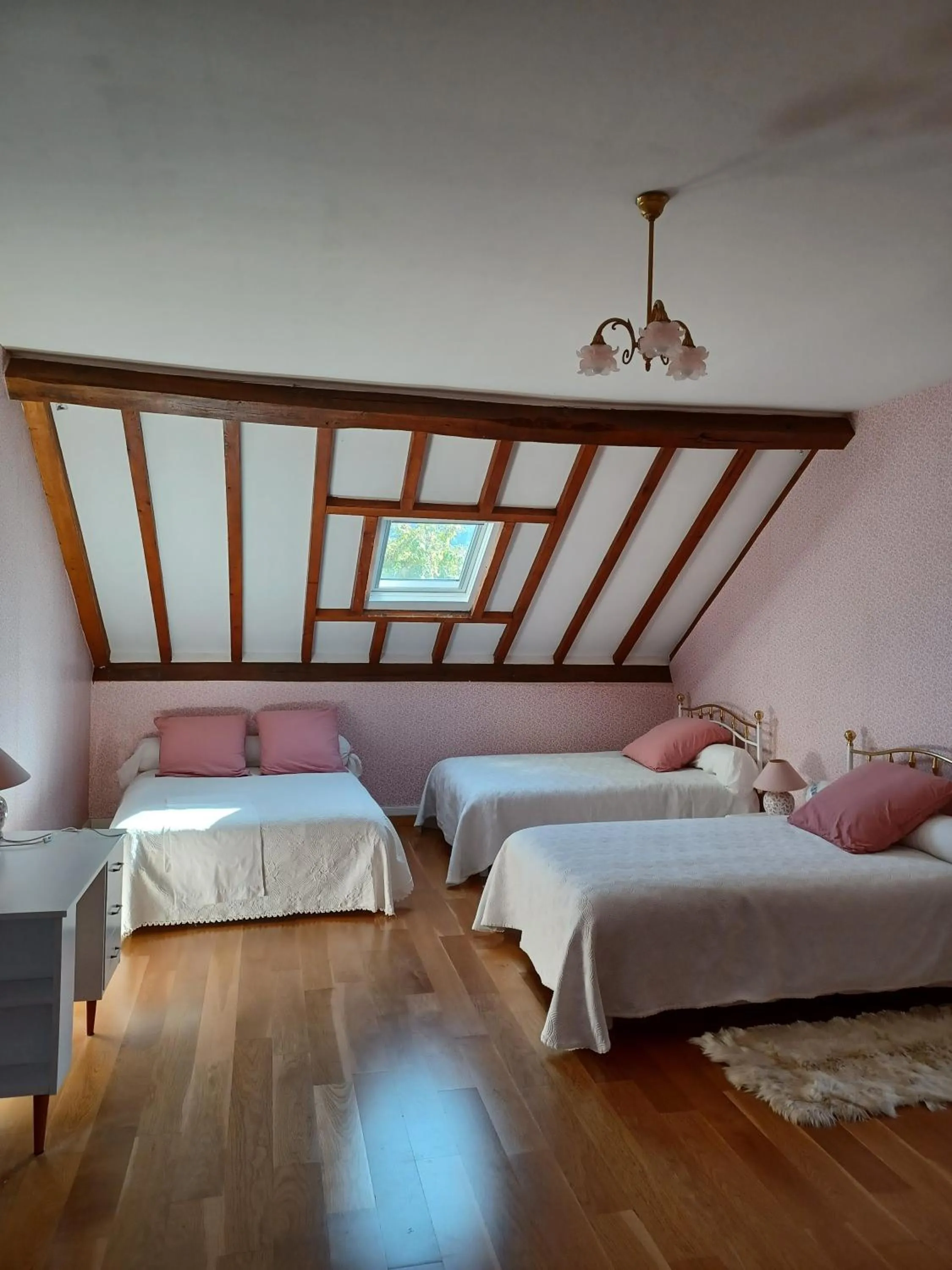 Photo of the whole room, Bed in La Grange de Lily