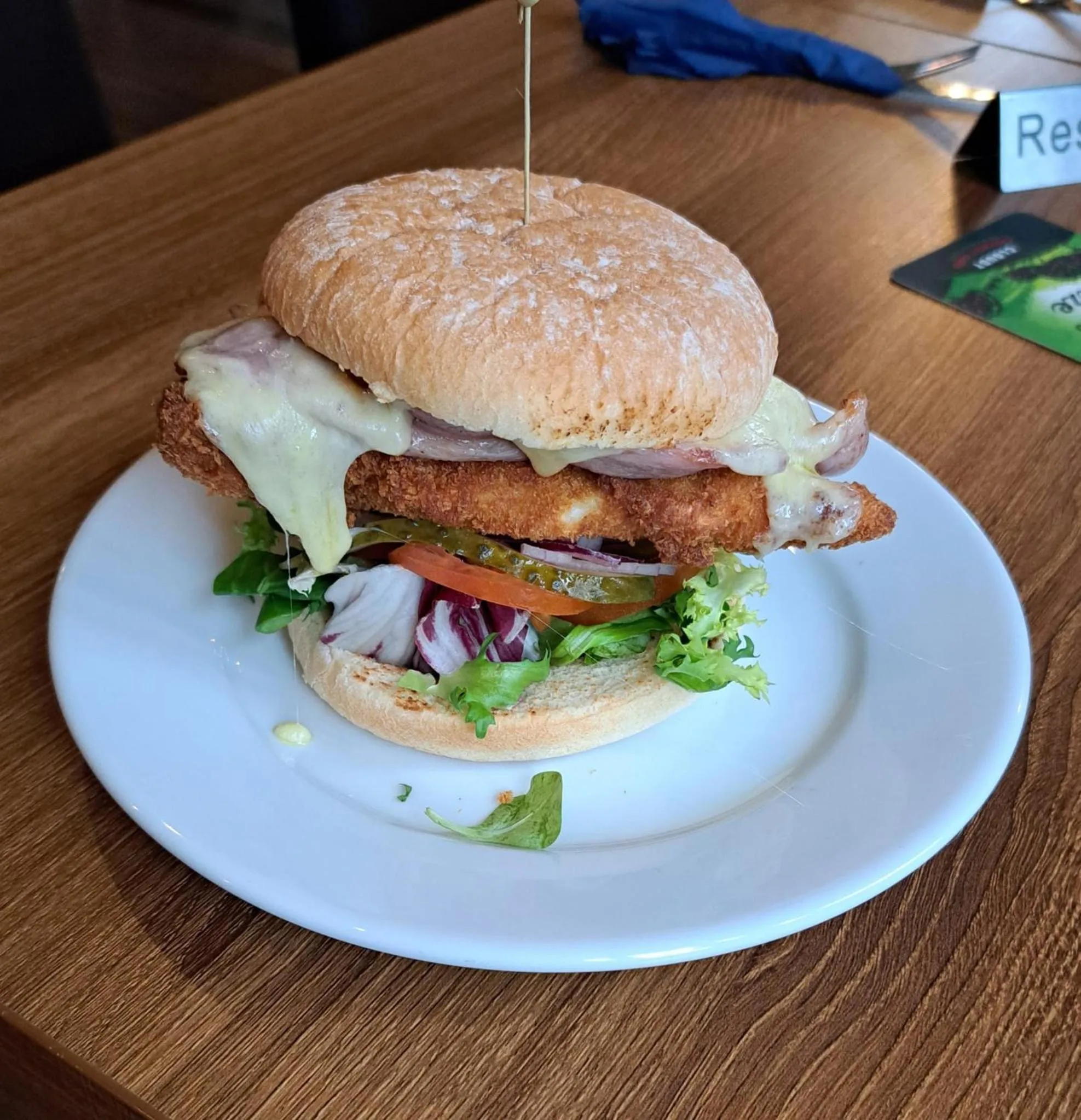 Restaurant/places to eat in The Queen Victoria