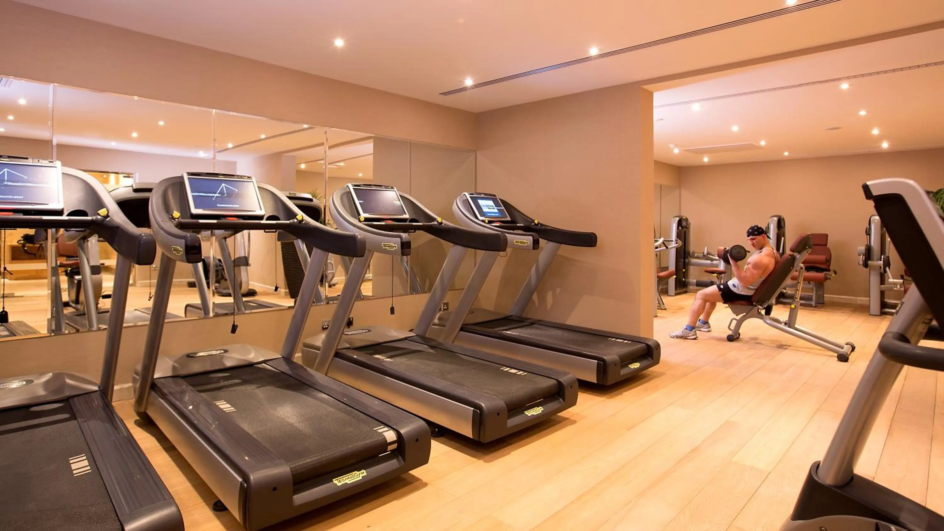 Fitness centre/facilities in Millennium Kurdistan Hotel & Spa