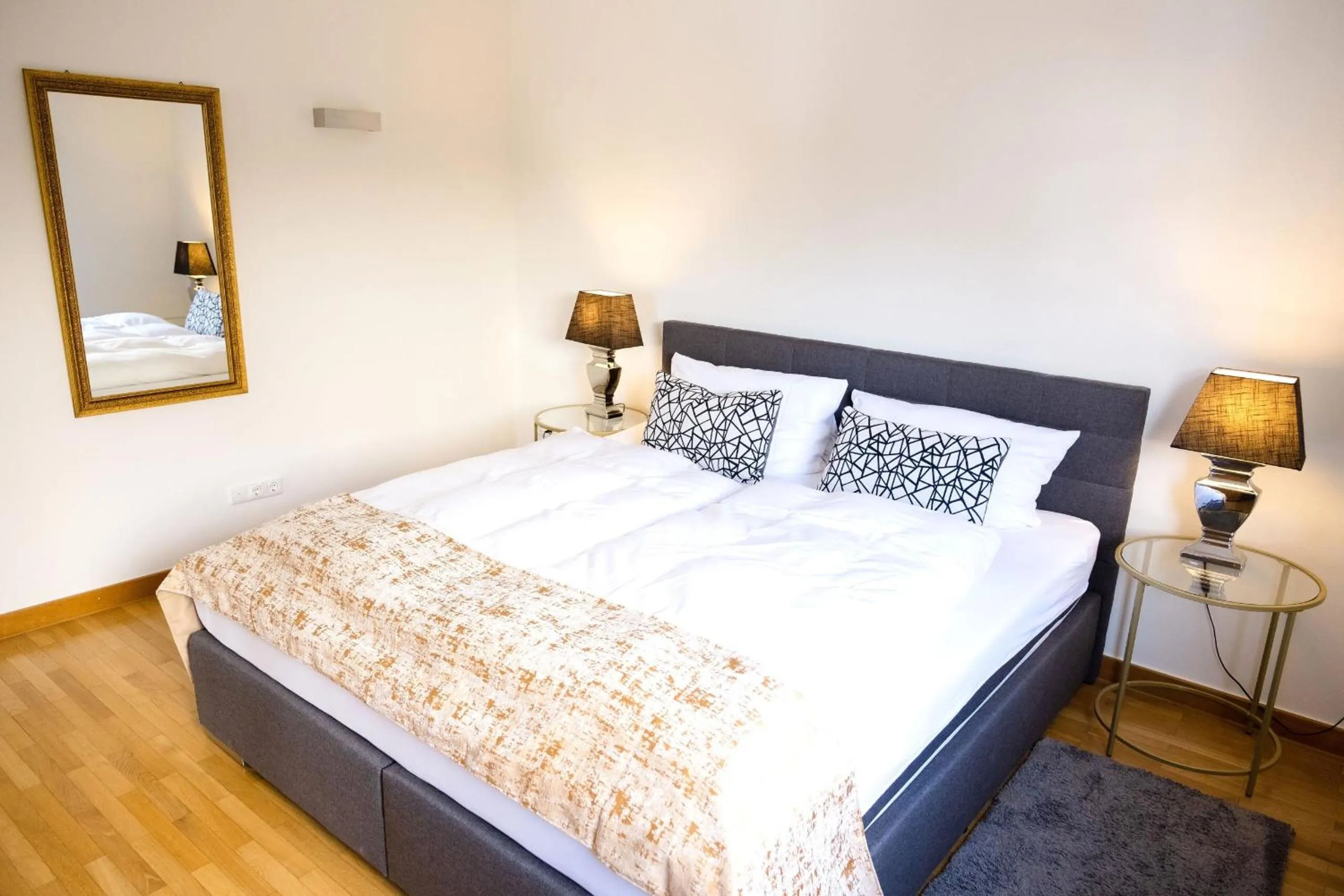 Bedroom, Bed in Cabinett 1876