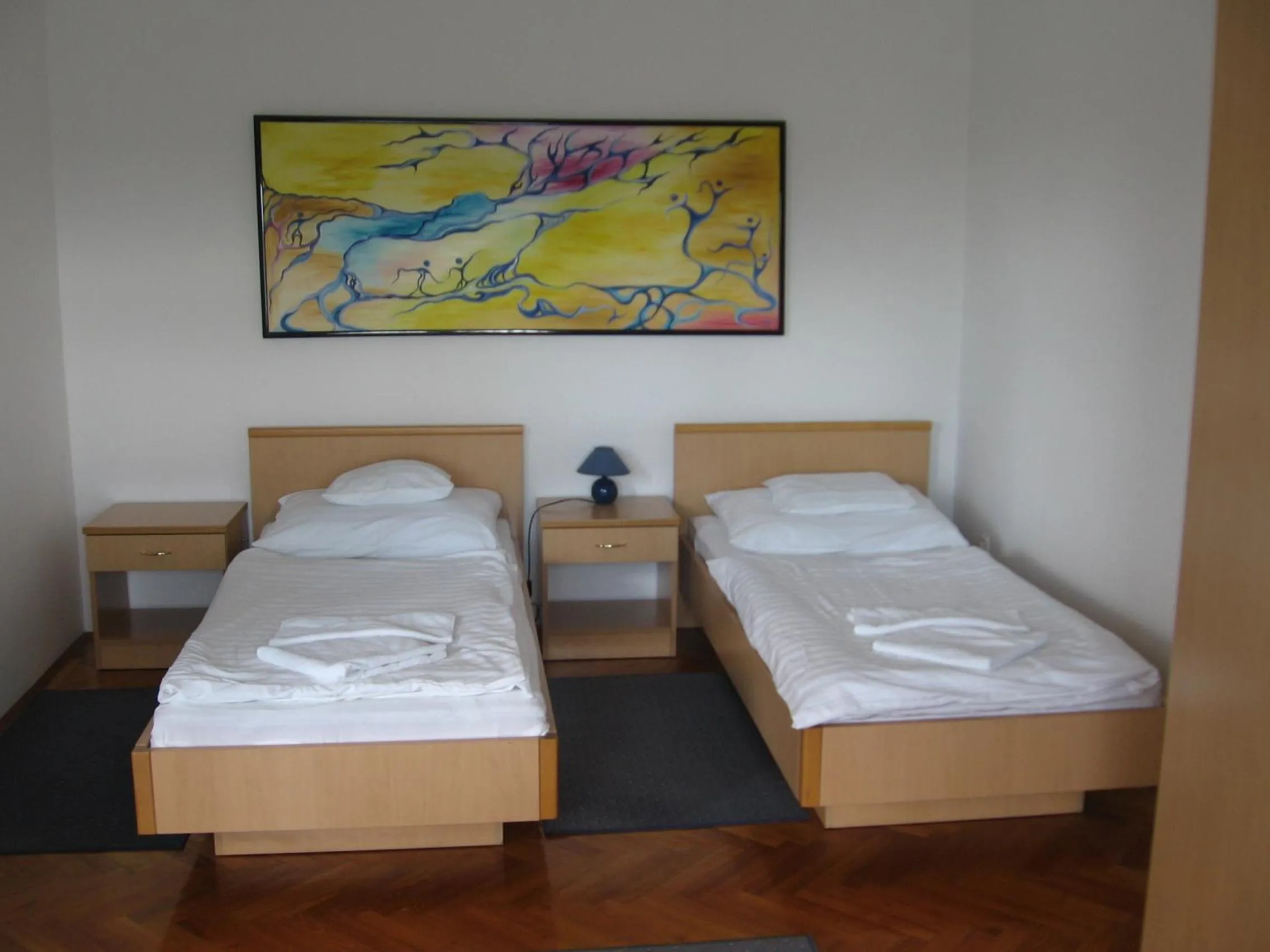 Bedroom, Bed in Leier Business Hotel