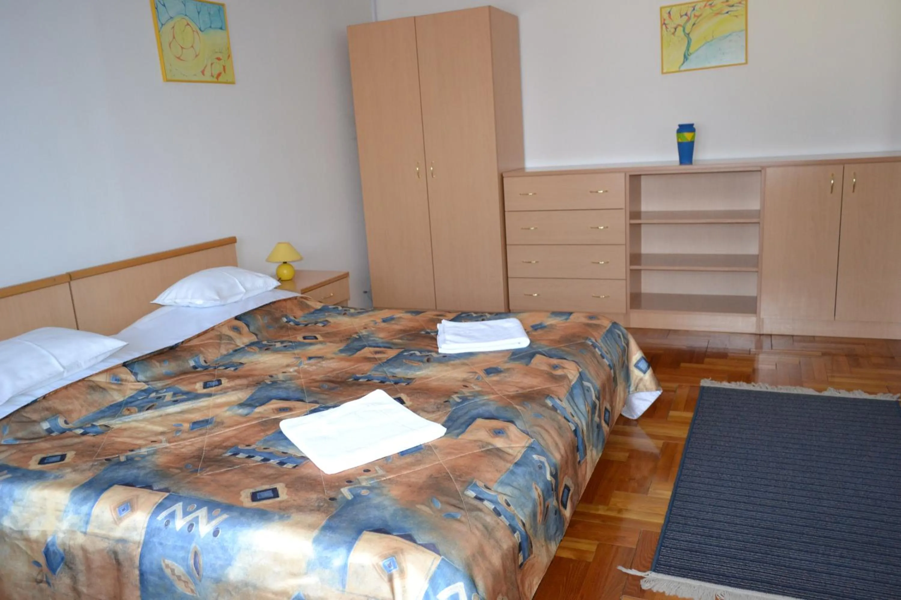 Living room, Bed in Leier Business Hotel