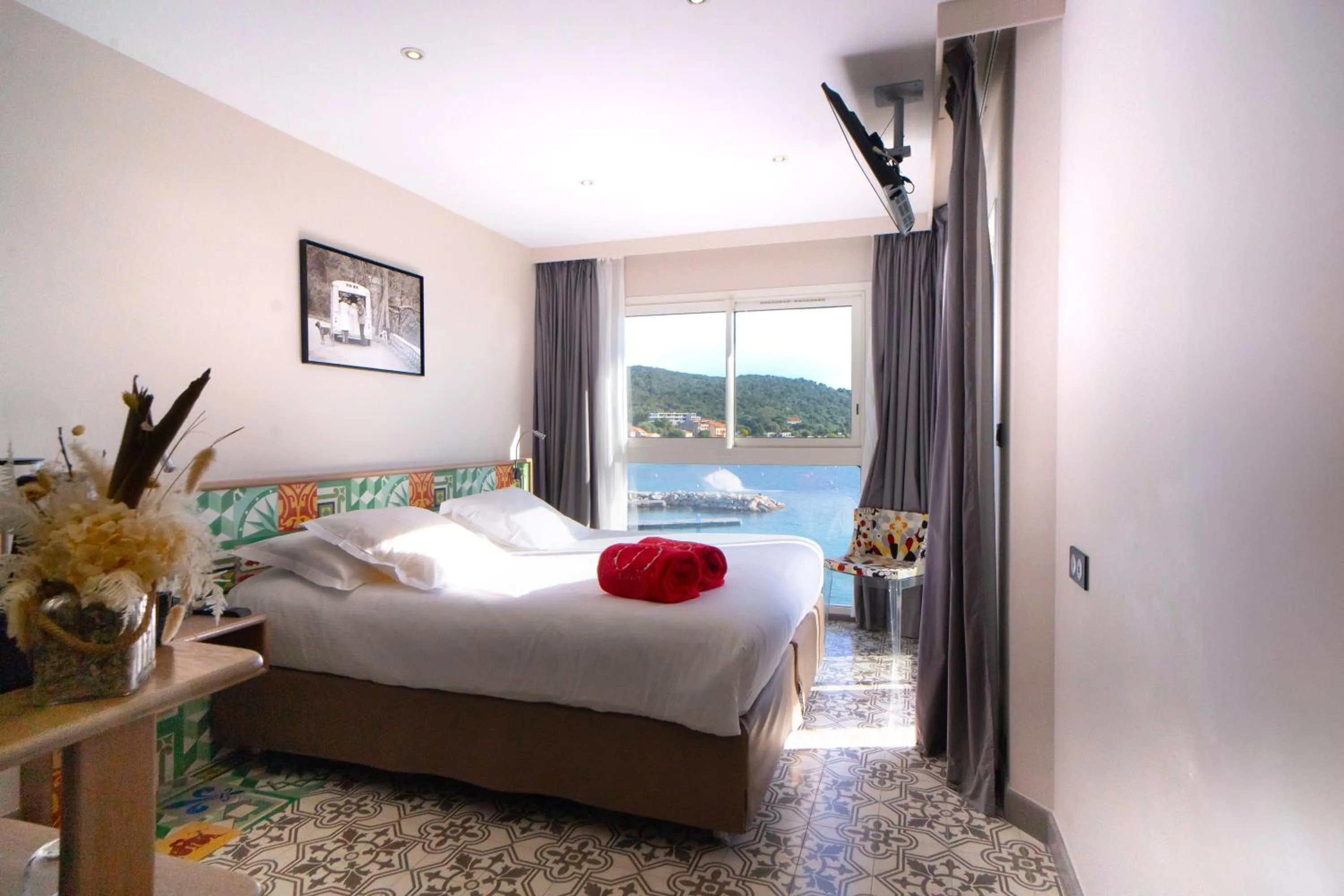 Bedroom, Bed in Le Golfe
