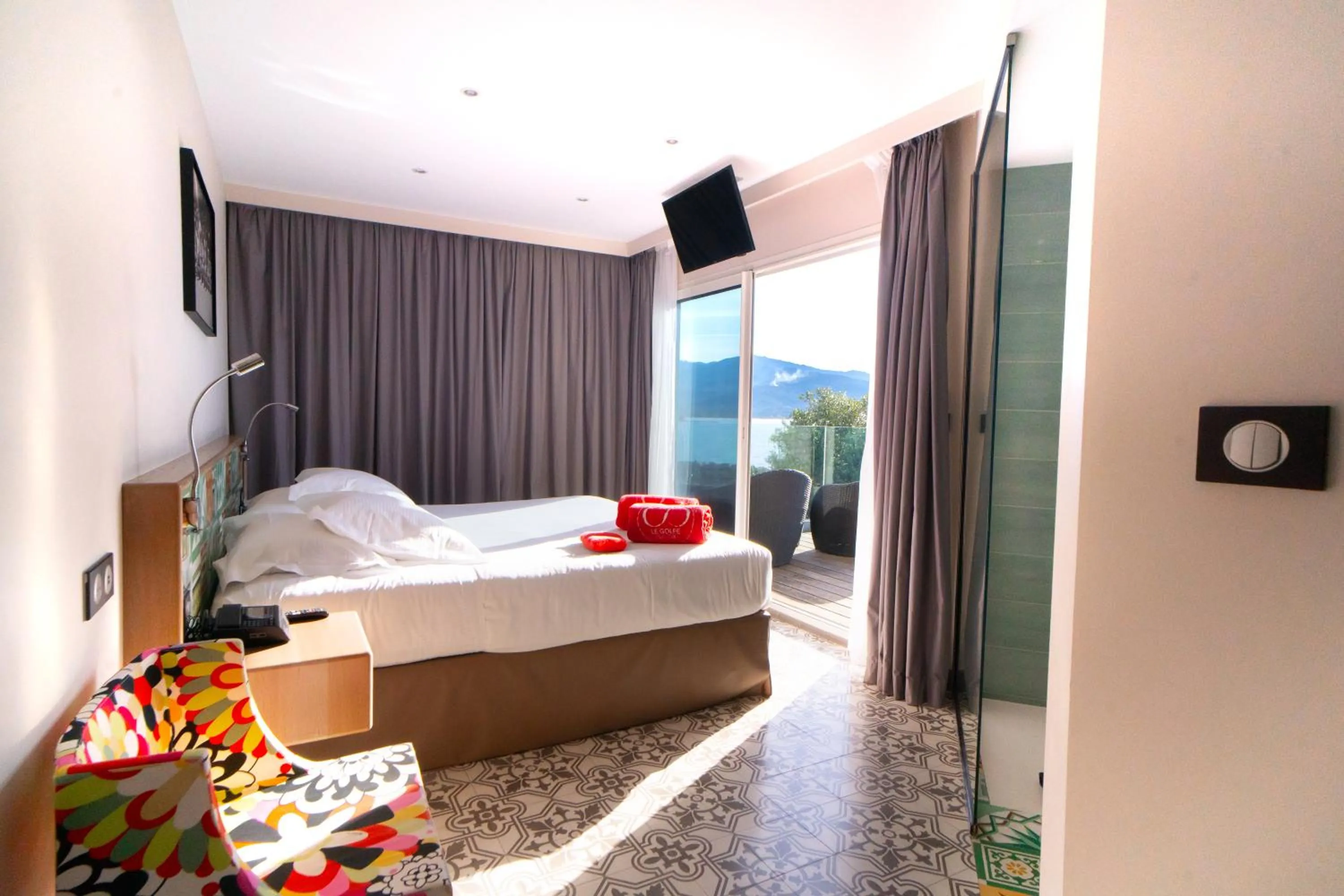 Bedroom, Bed in Le Golfe