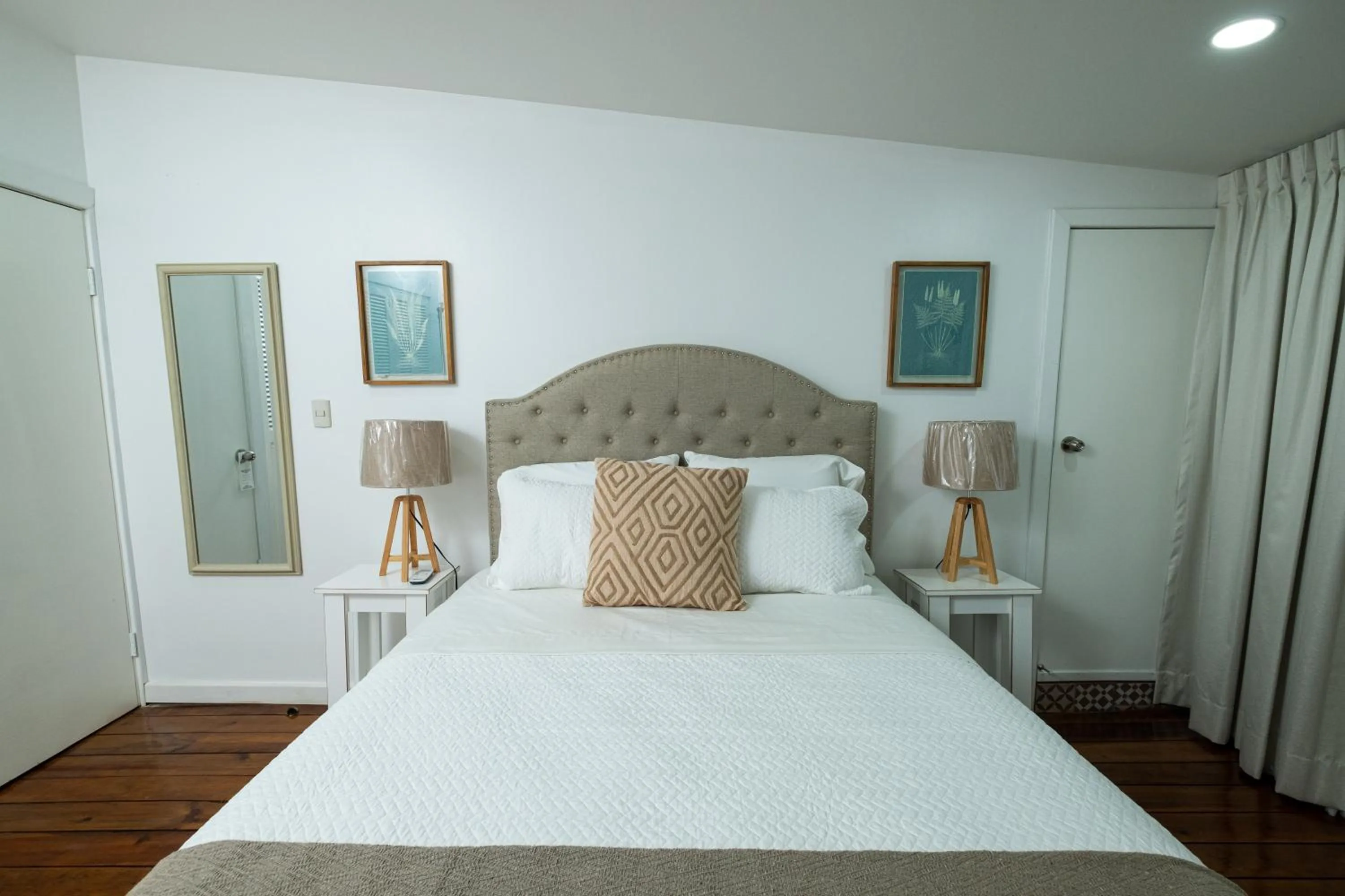 Bed in Angeli Gardens Boutique Hotel