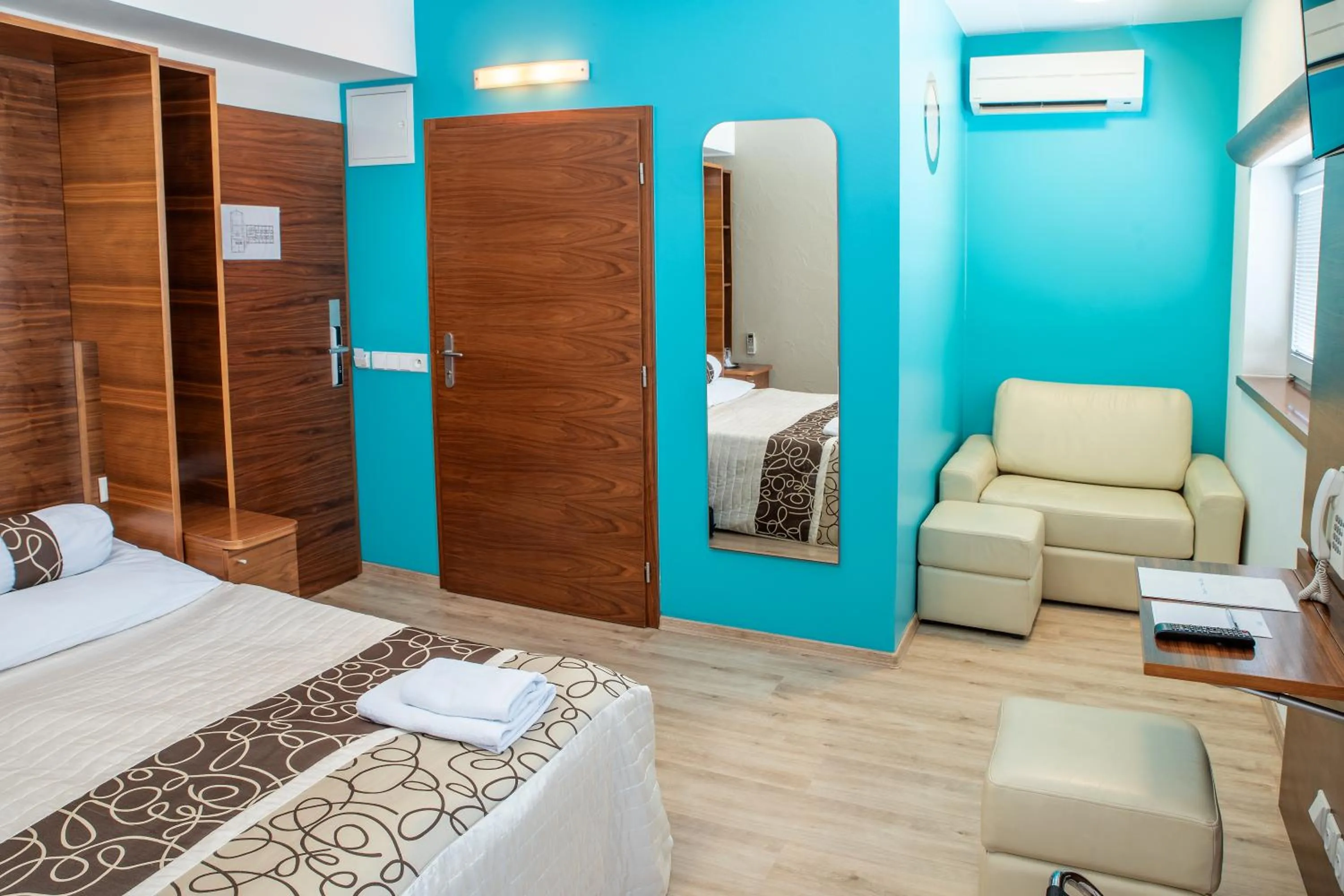 Bed in Restaurant & Design Hotel Noem Arch