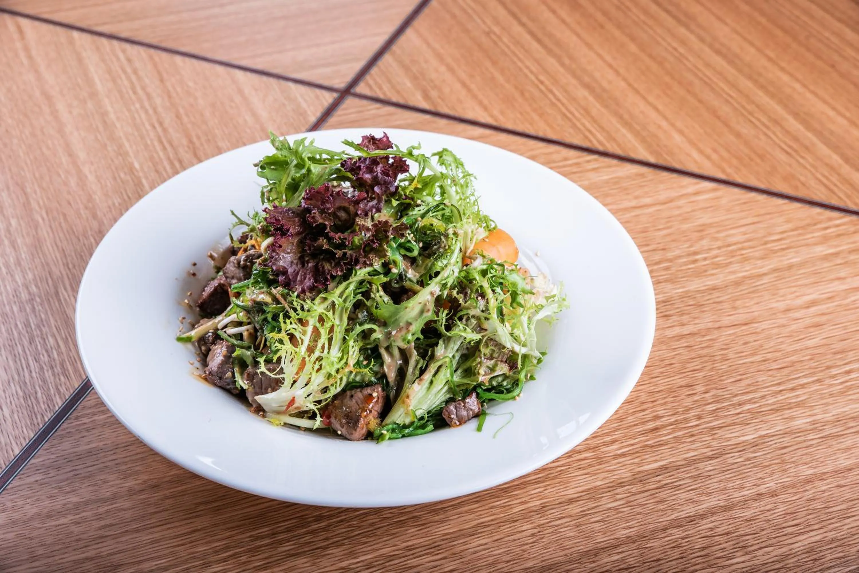 Restaurant & Design Hotel Noem Arch