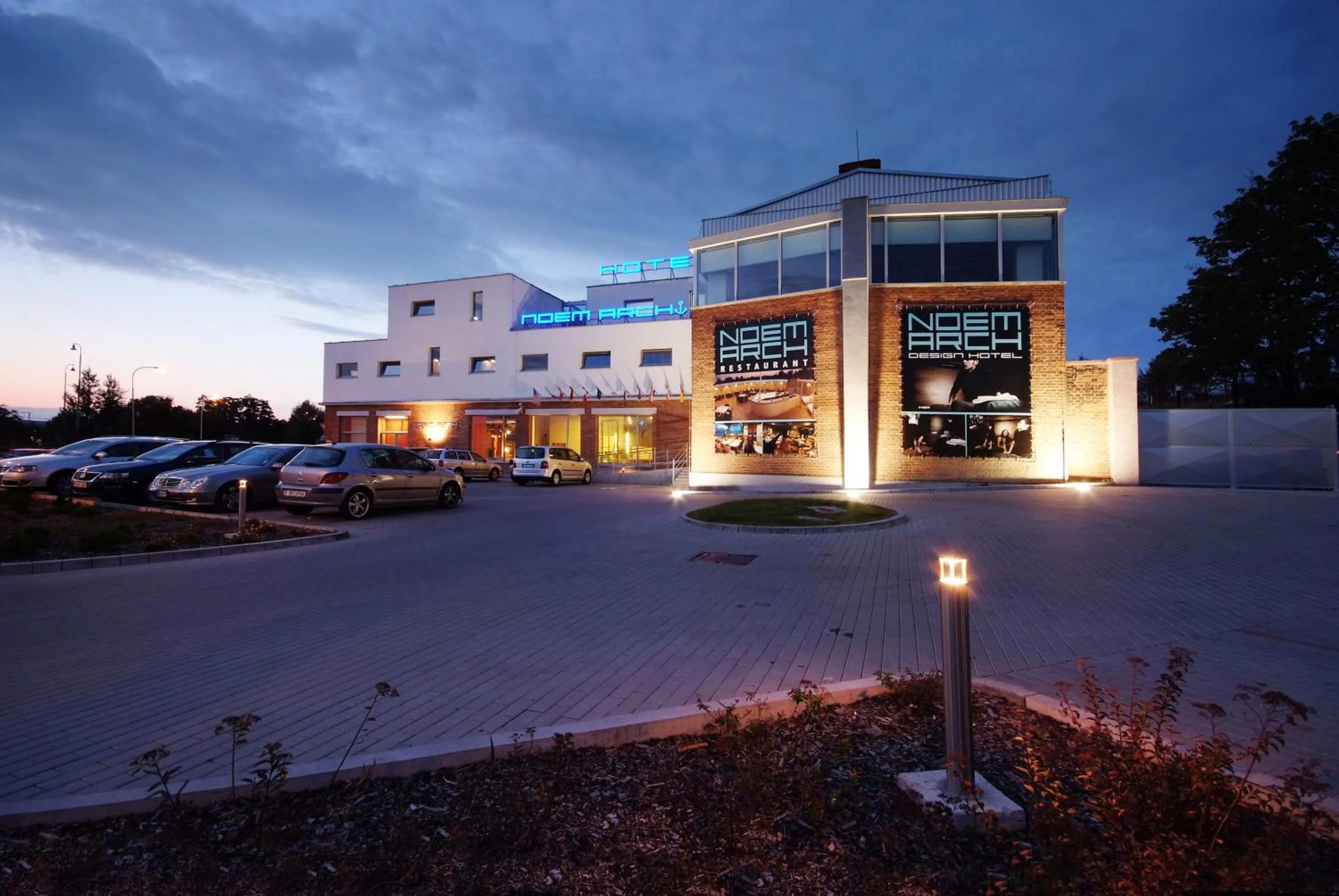 Facade/entrance in Restaurant & Design Hotel Noem Arch