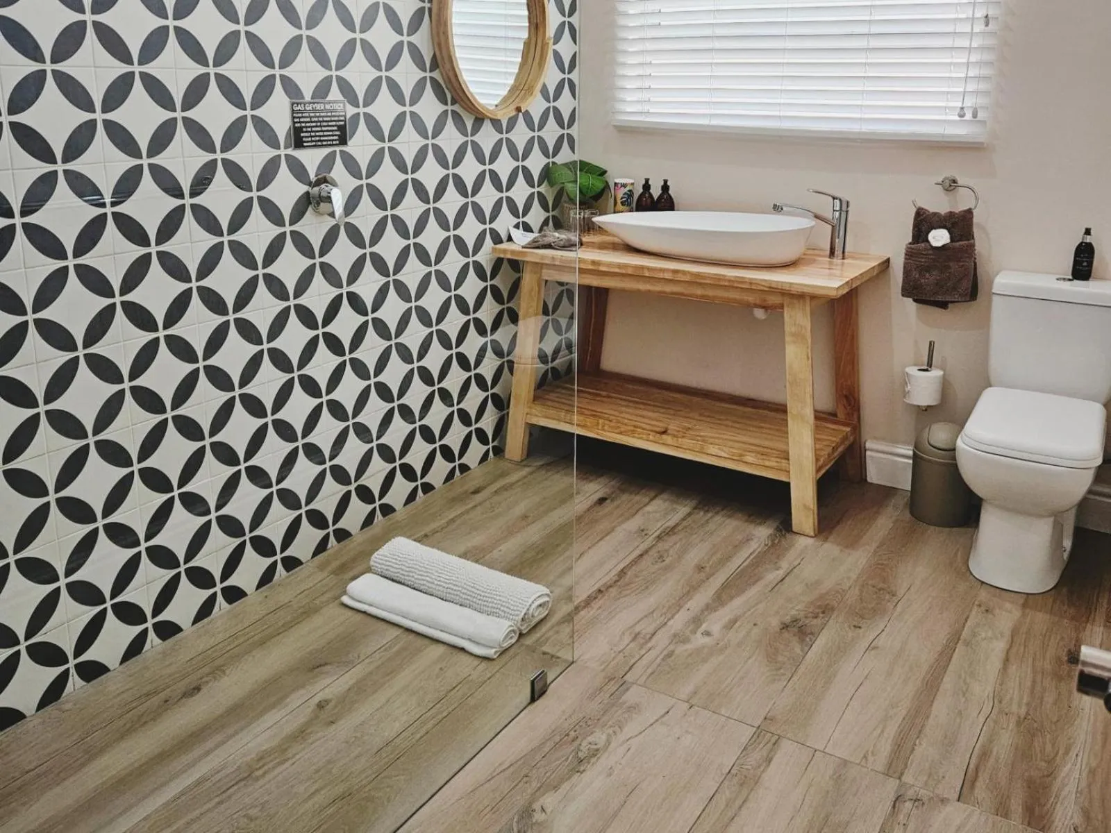 Bathroom in Lambertsbay Beachfront
