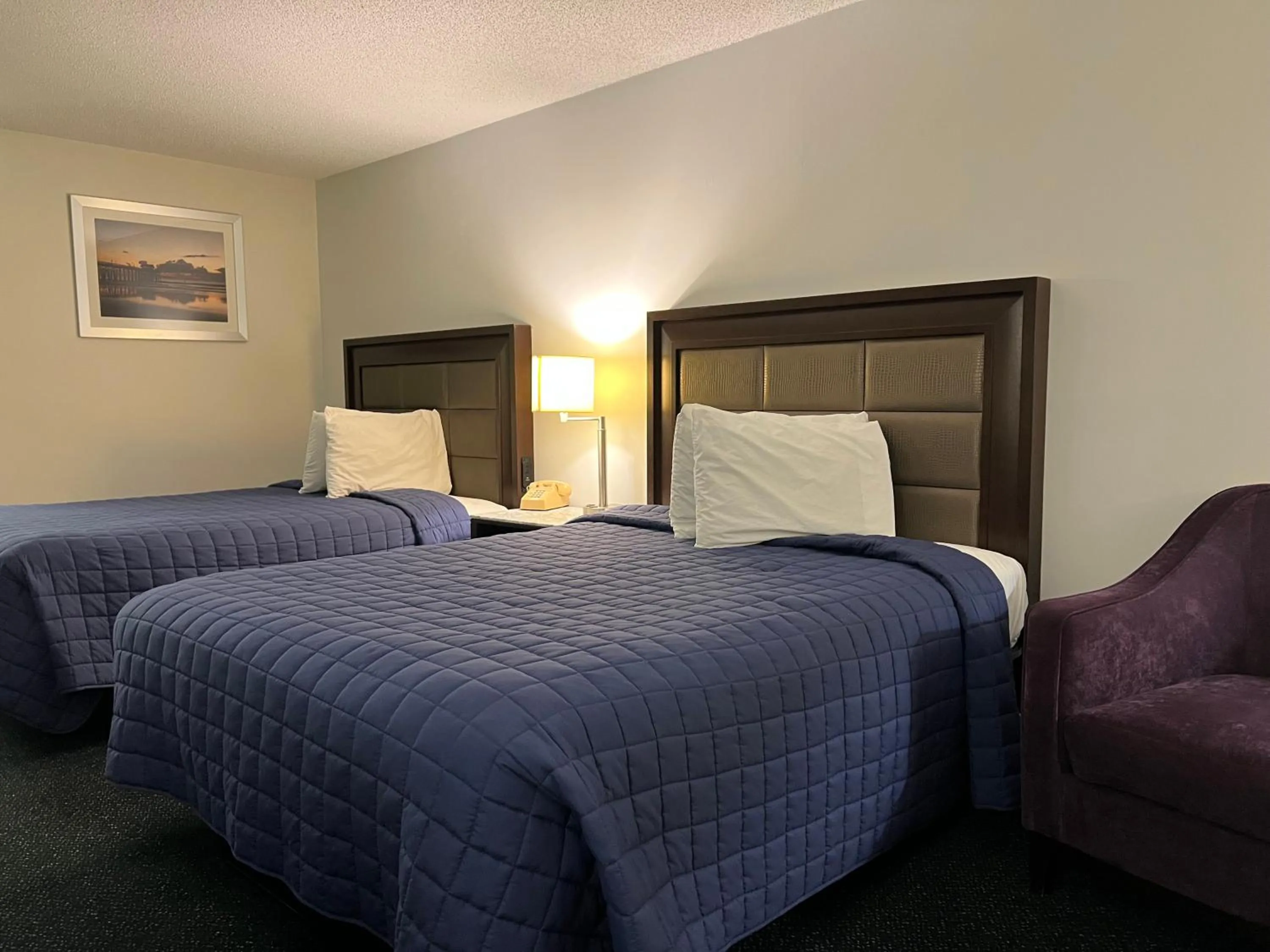Standard Double Room in Garden Inn & Suites
