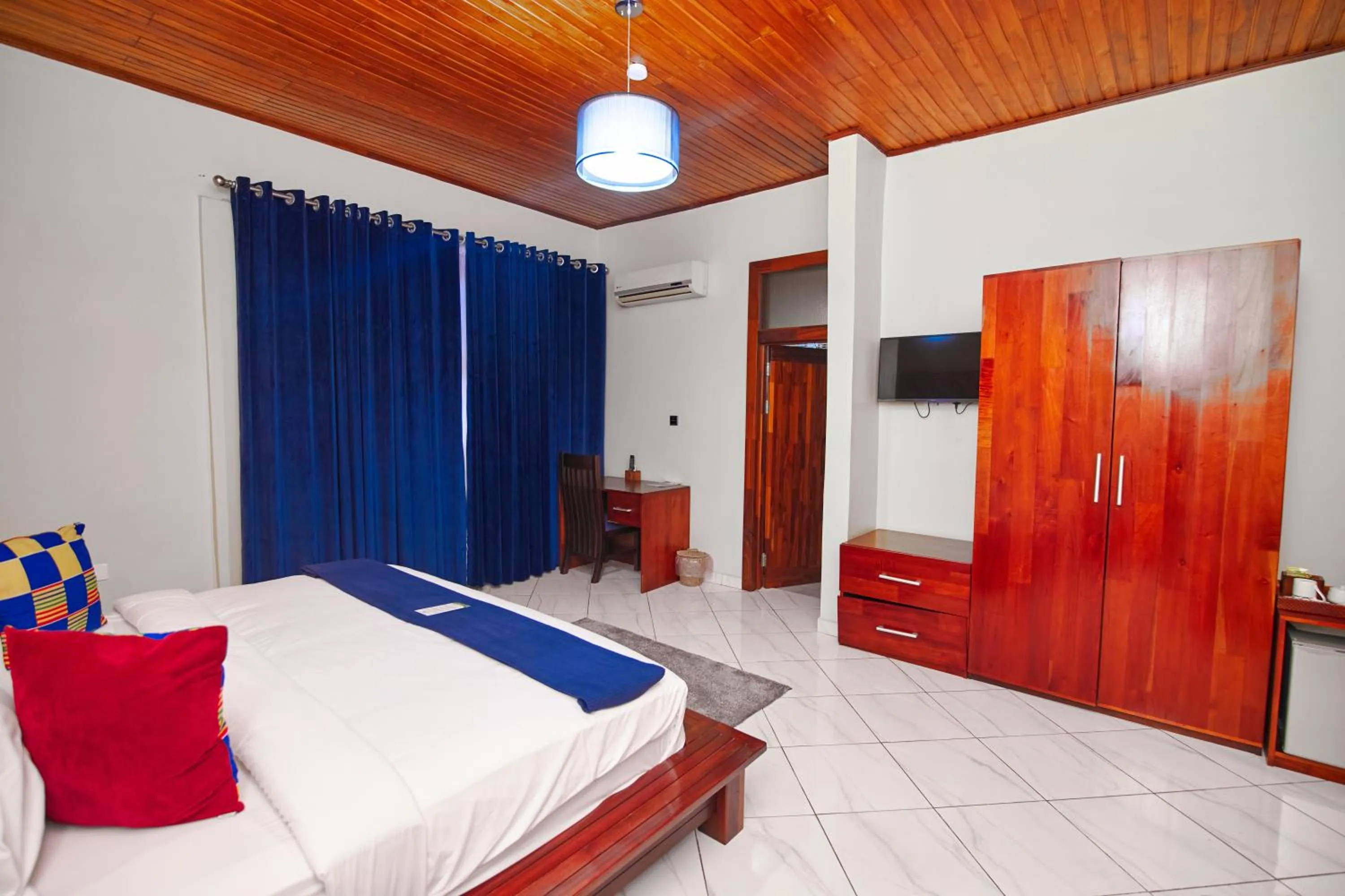 Bed in The Haven Boutique Hotel