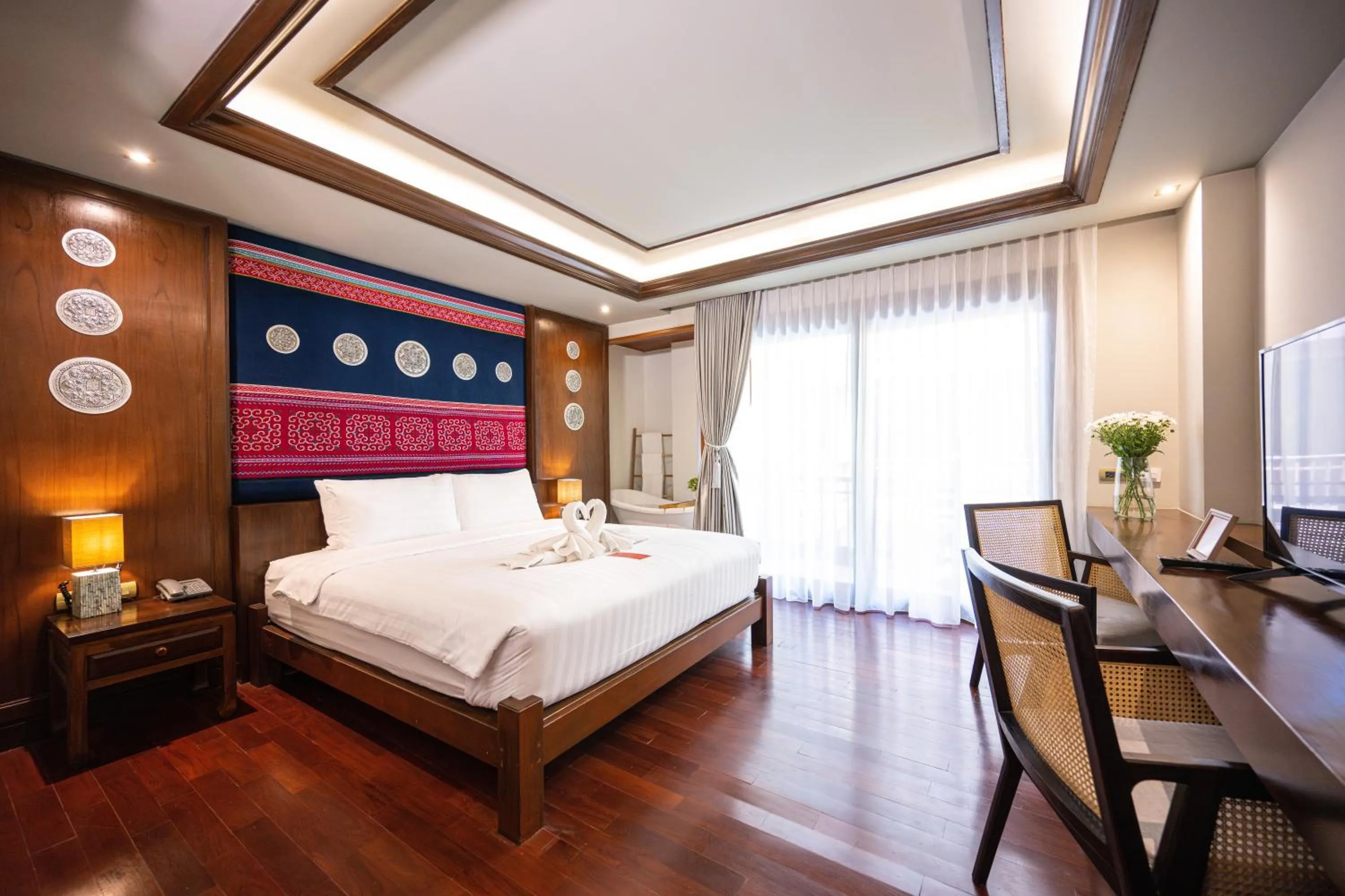 Bed in At Gate Thaphae Hotel