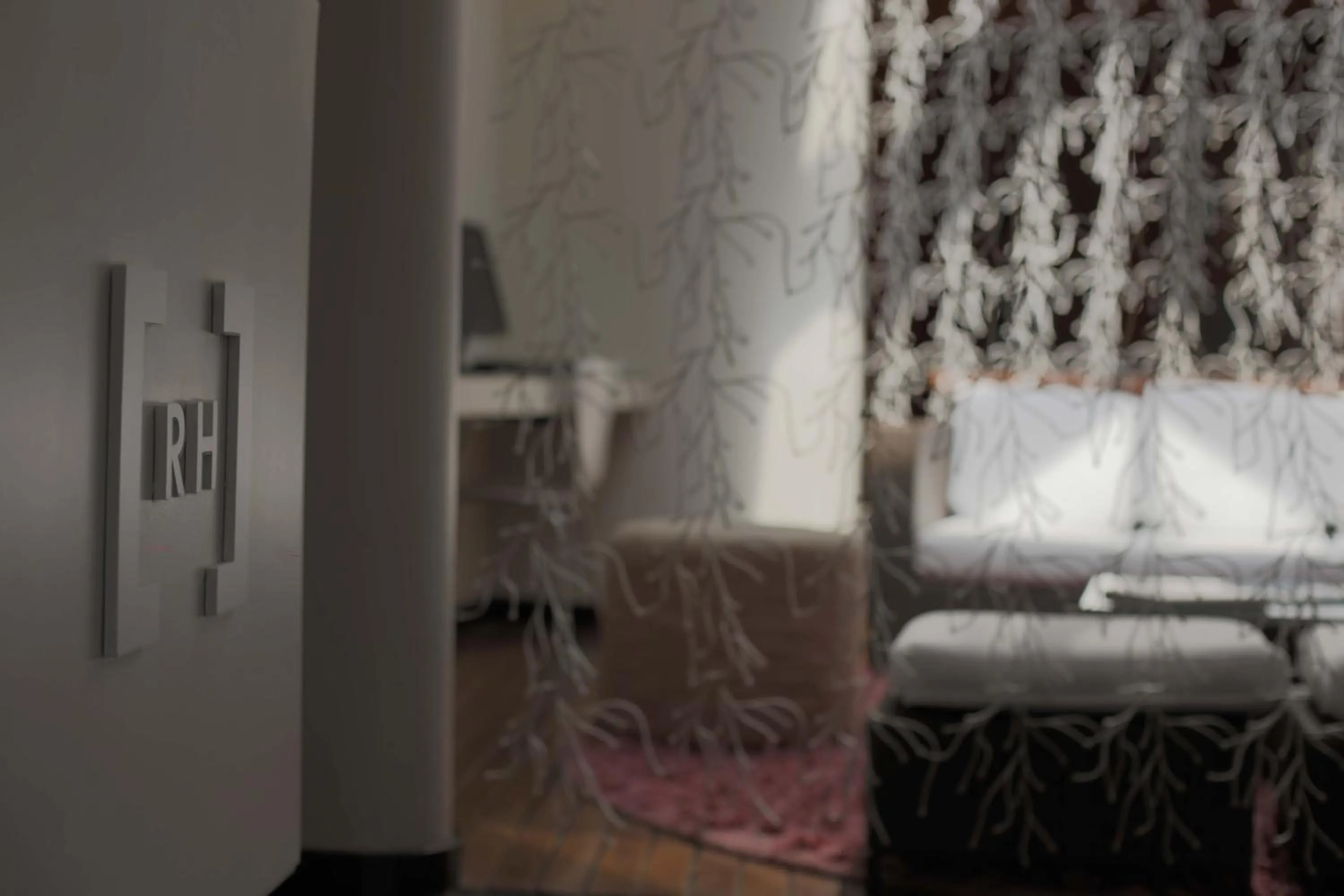 Living room, Bed in Rochester Bariloche Suites & Spa