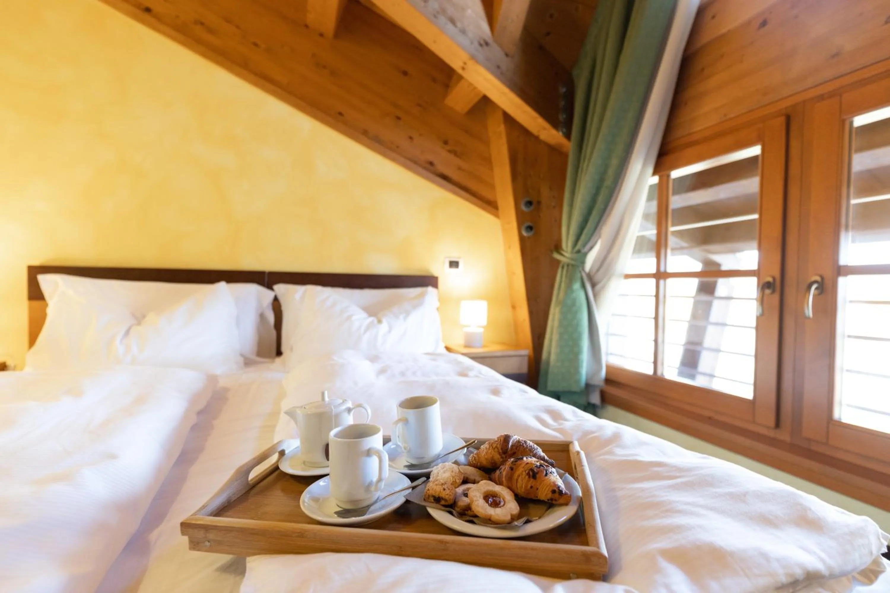 Bedroom, Bed in Hotel Enzo Moro