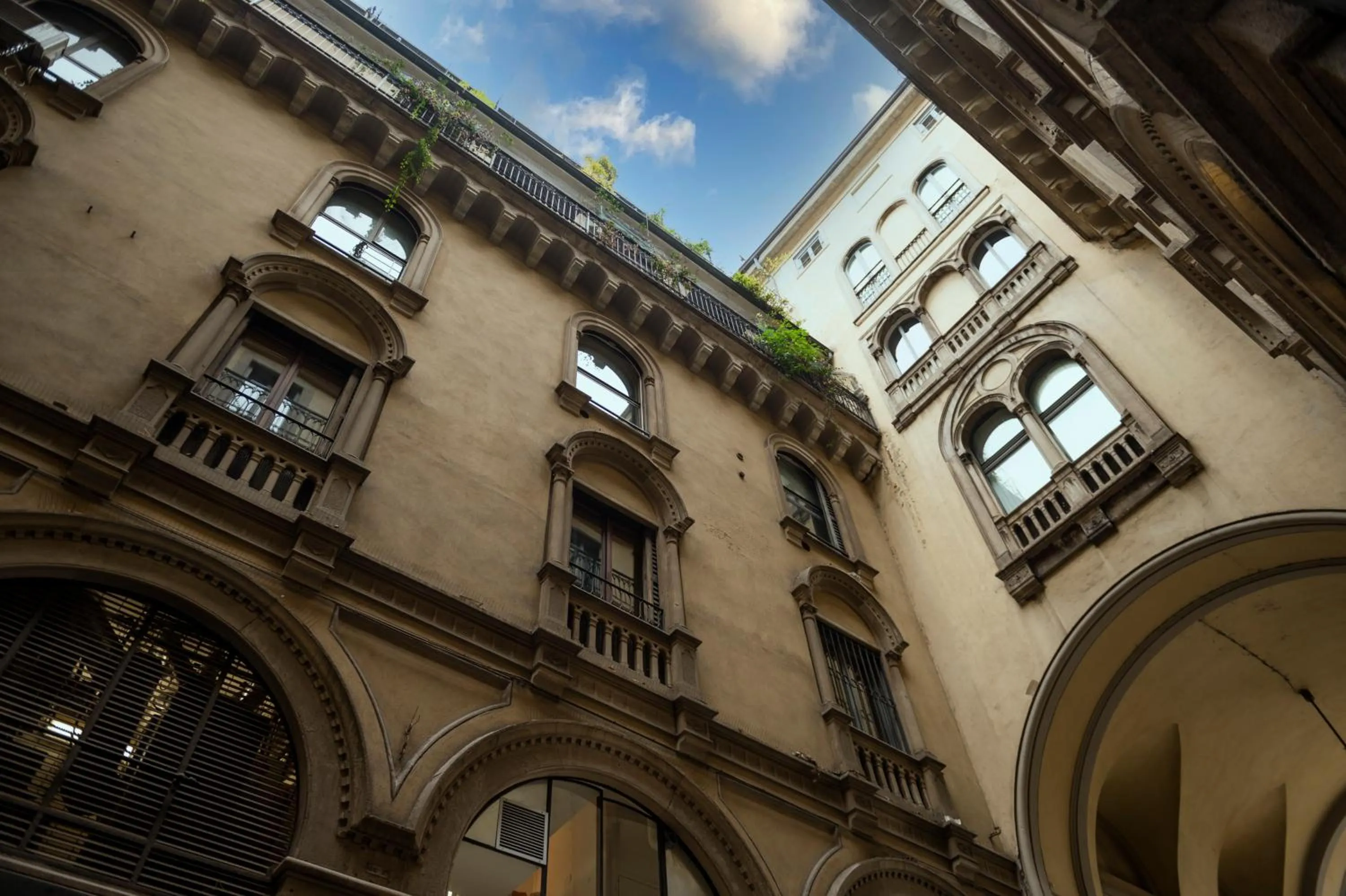 Property building in easyhomes Duomo View