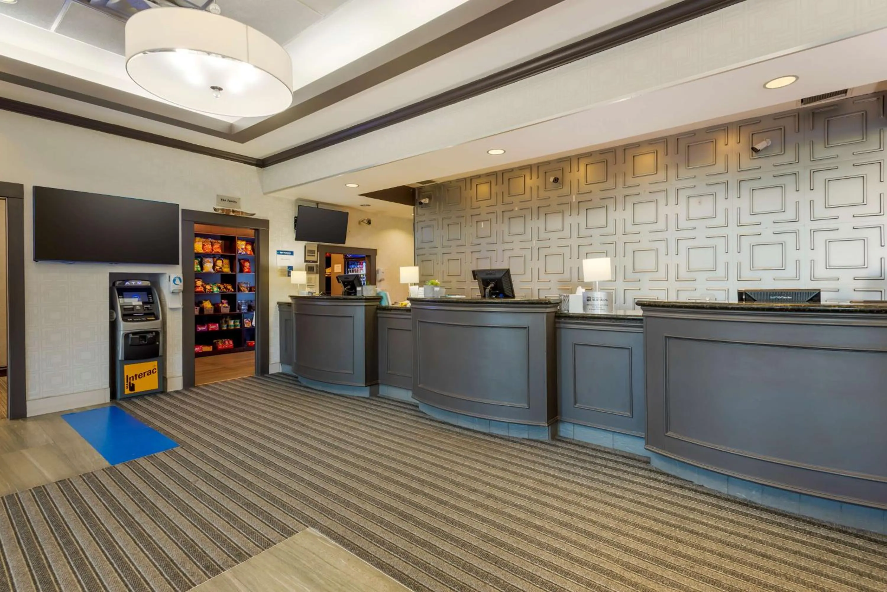Lobby or reception in Best Western Plus Village Park Inn