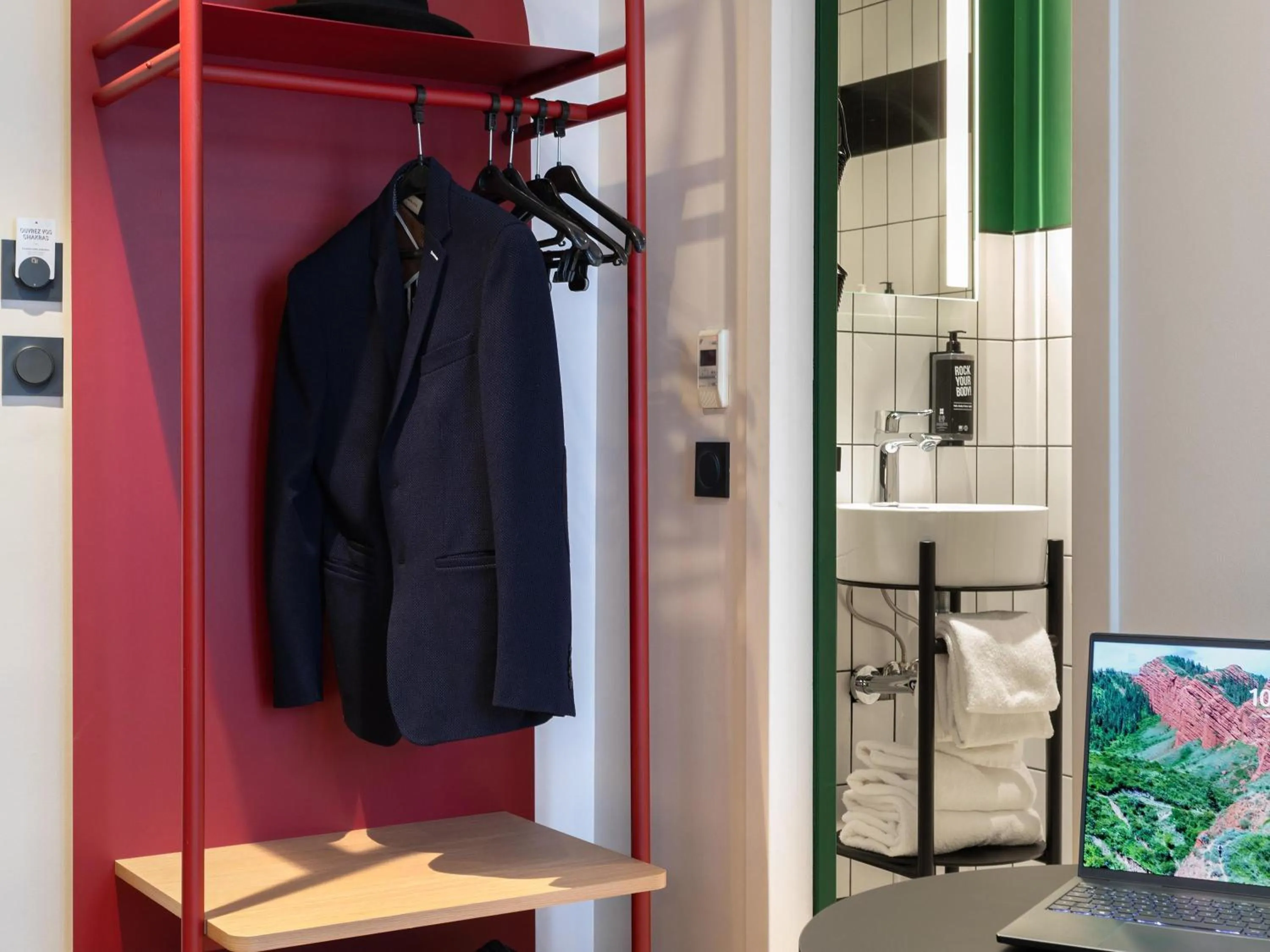 Bedroom in ibis Styles Dijon Central