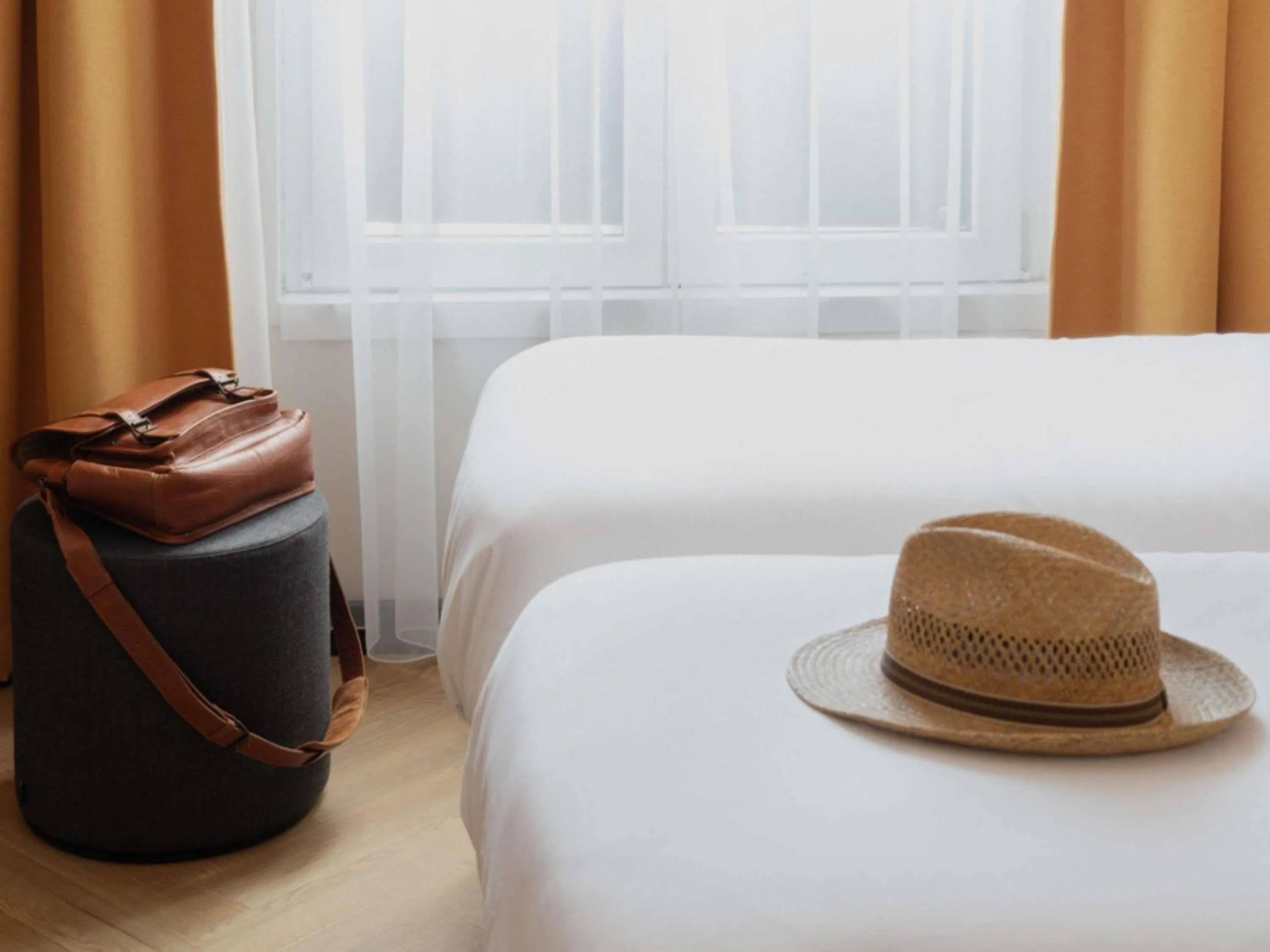 Bedroom, Bed in ibis Styles Dijon Central