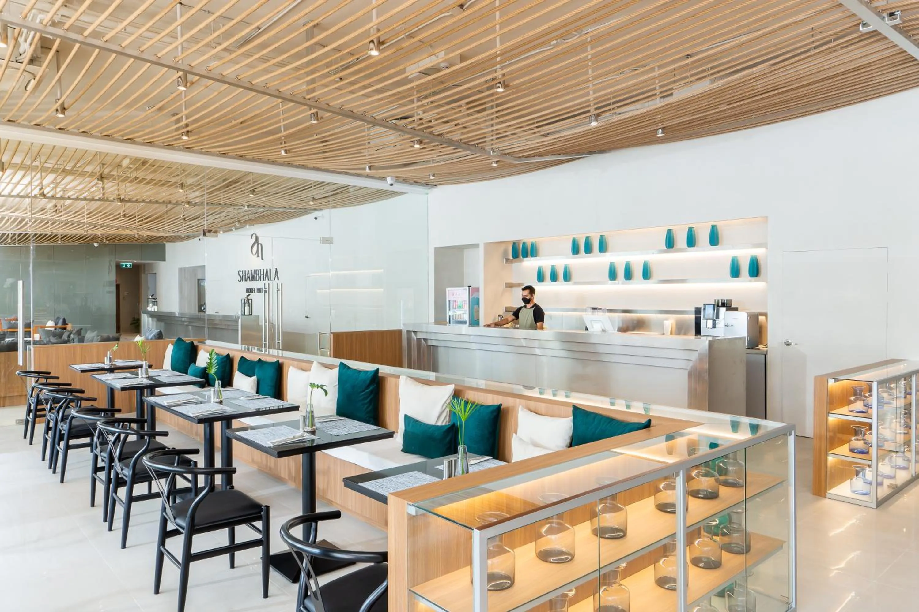 Restaurant/places to eat in Shambhala Hotel Pattaya