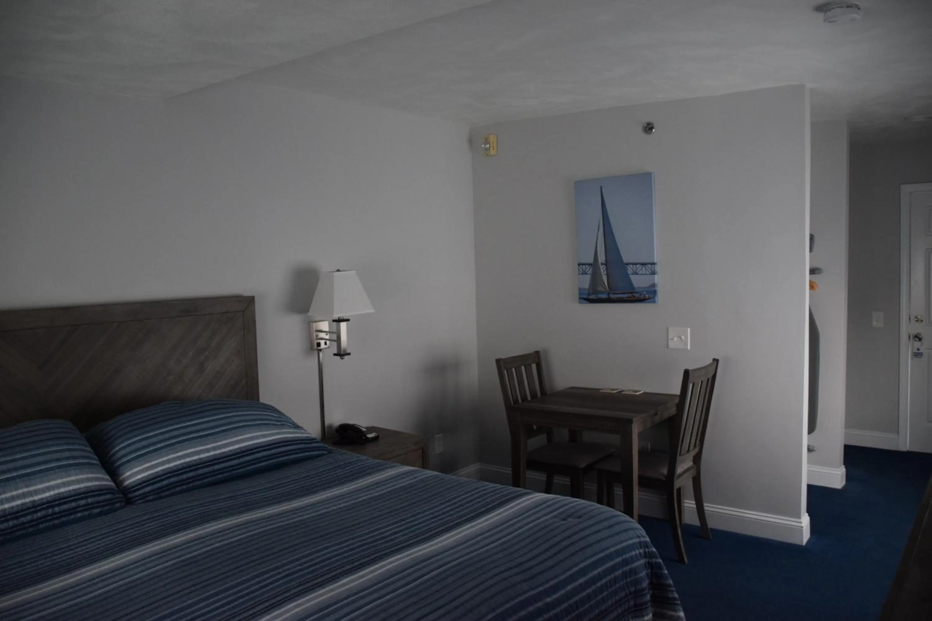 Bedroom, Bed in Rhea's Inn by the Sea