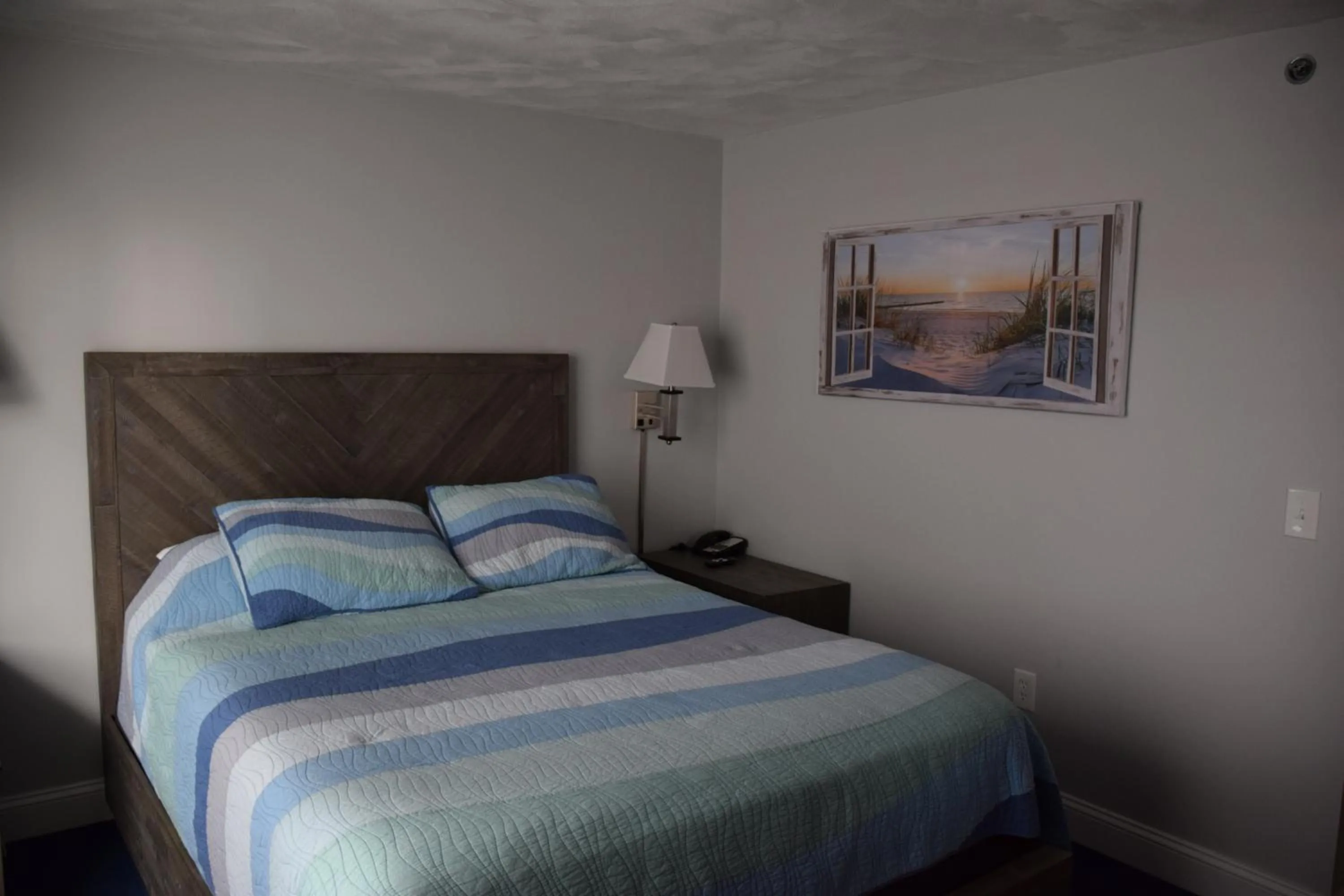 Bedroom, Bed in Rhea's Inn by the Sea