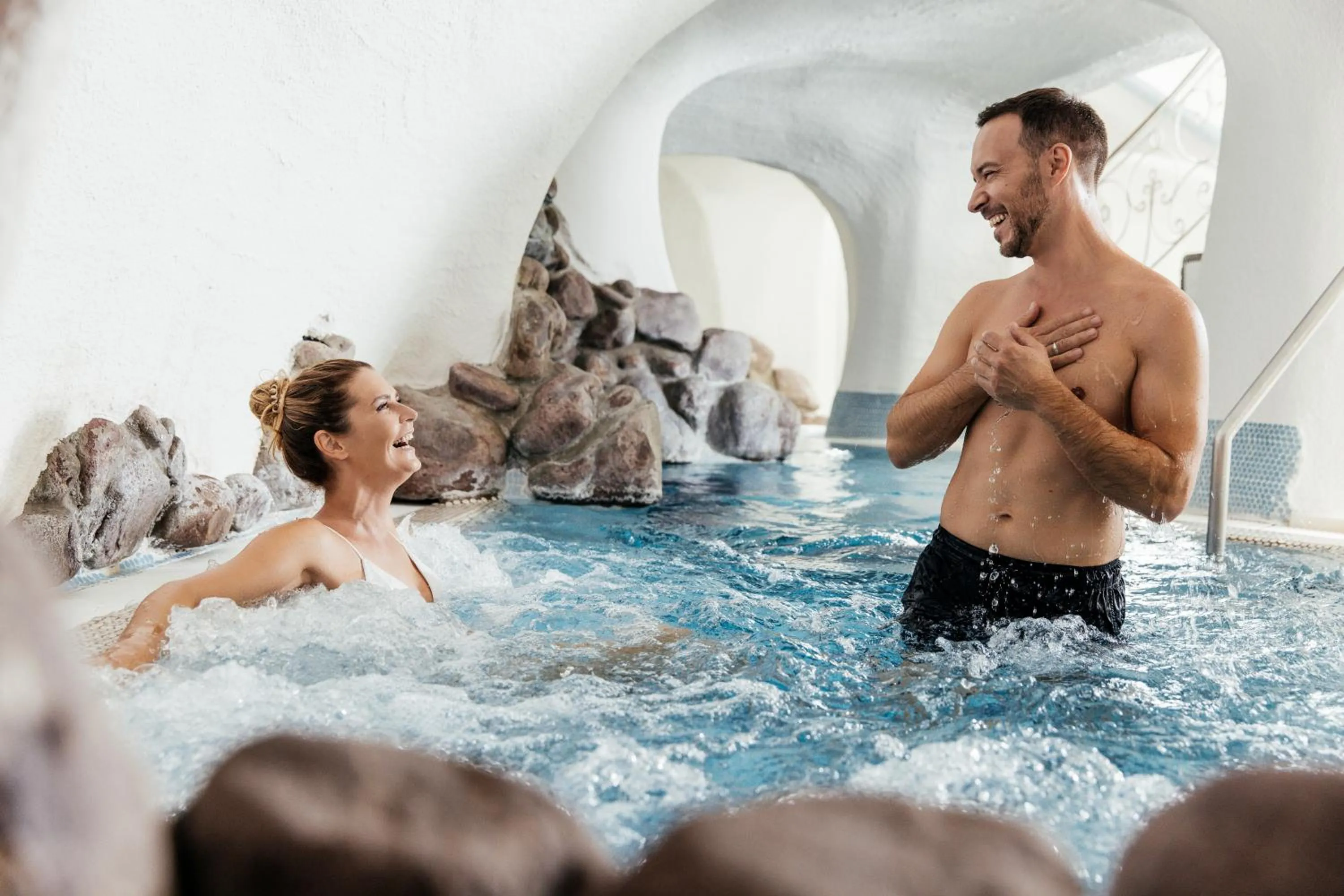 Hot Tub in Thermenwelt Hotel Pulverer